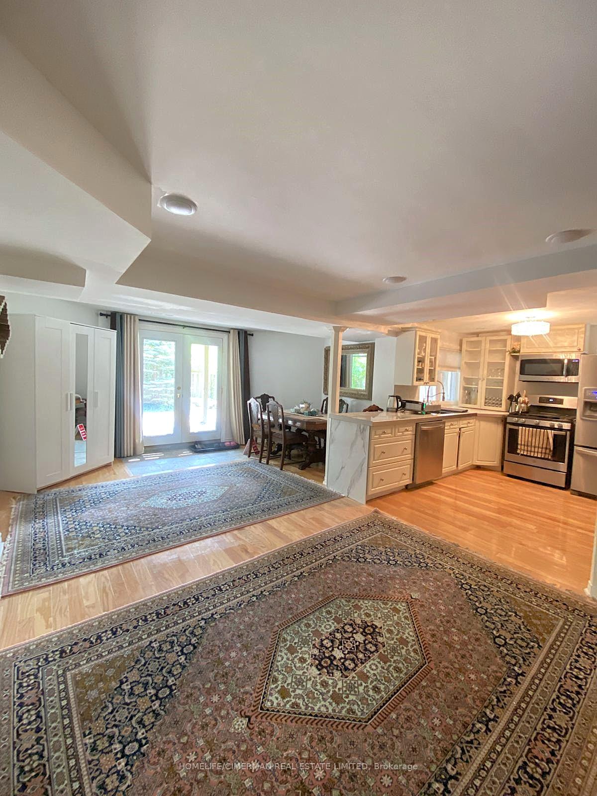 Photo 4 of Unit LOWER, 42 Lensmith Drive, Aurora, Aurora Highlands — HOMEH