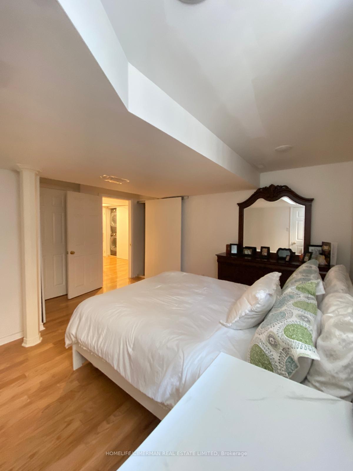 Photo 11 of Unit LOWER, 42 Lensmith Drive, Aurora, Aurora Highlands — HOMEH