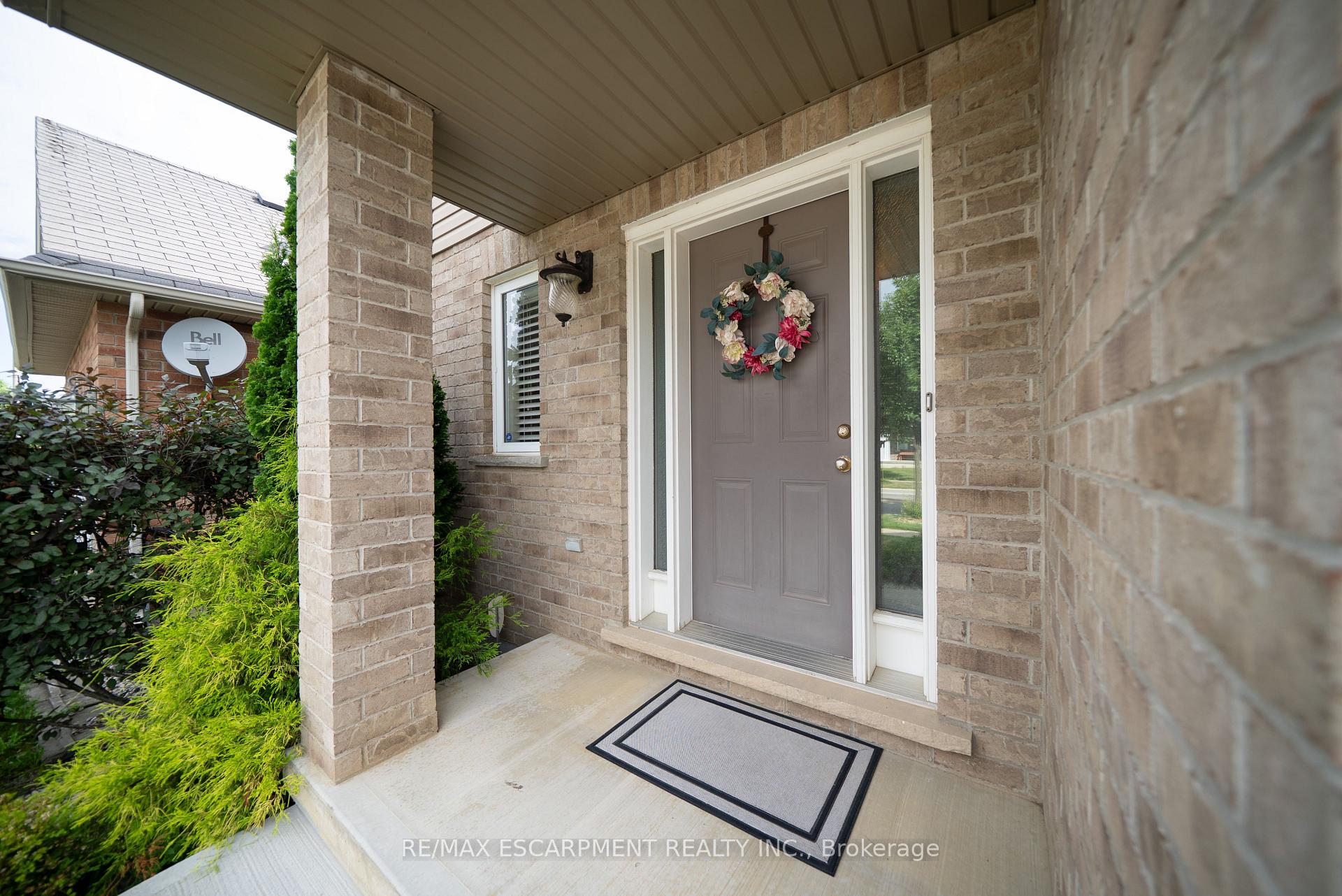 Photo 4 of 169 Mcguiness Drive, Brantford, Empire South — HOMEH