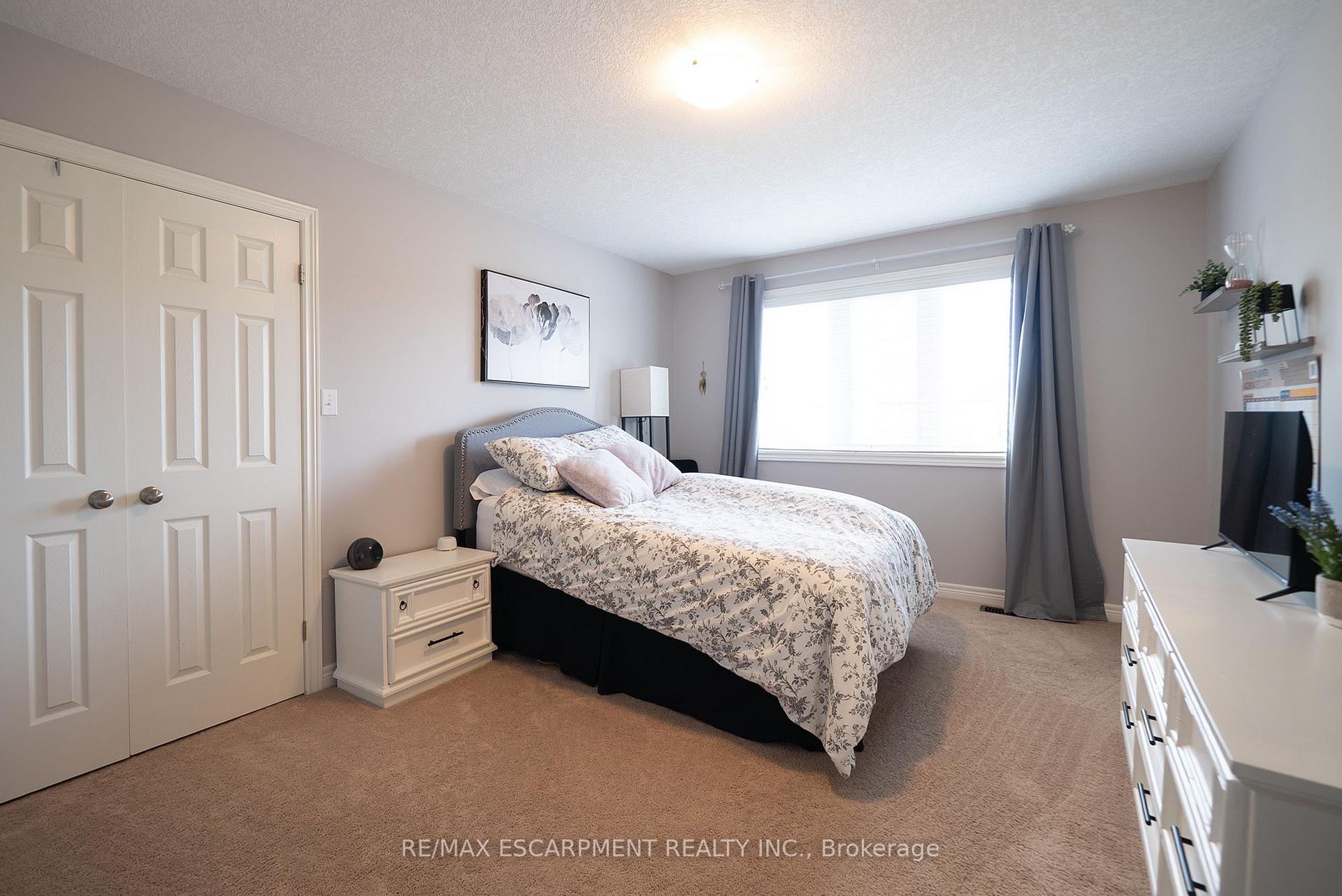 Photo 21 of 169 Mcguiness Drive, Brantford, Empire South — HOMEH