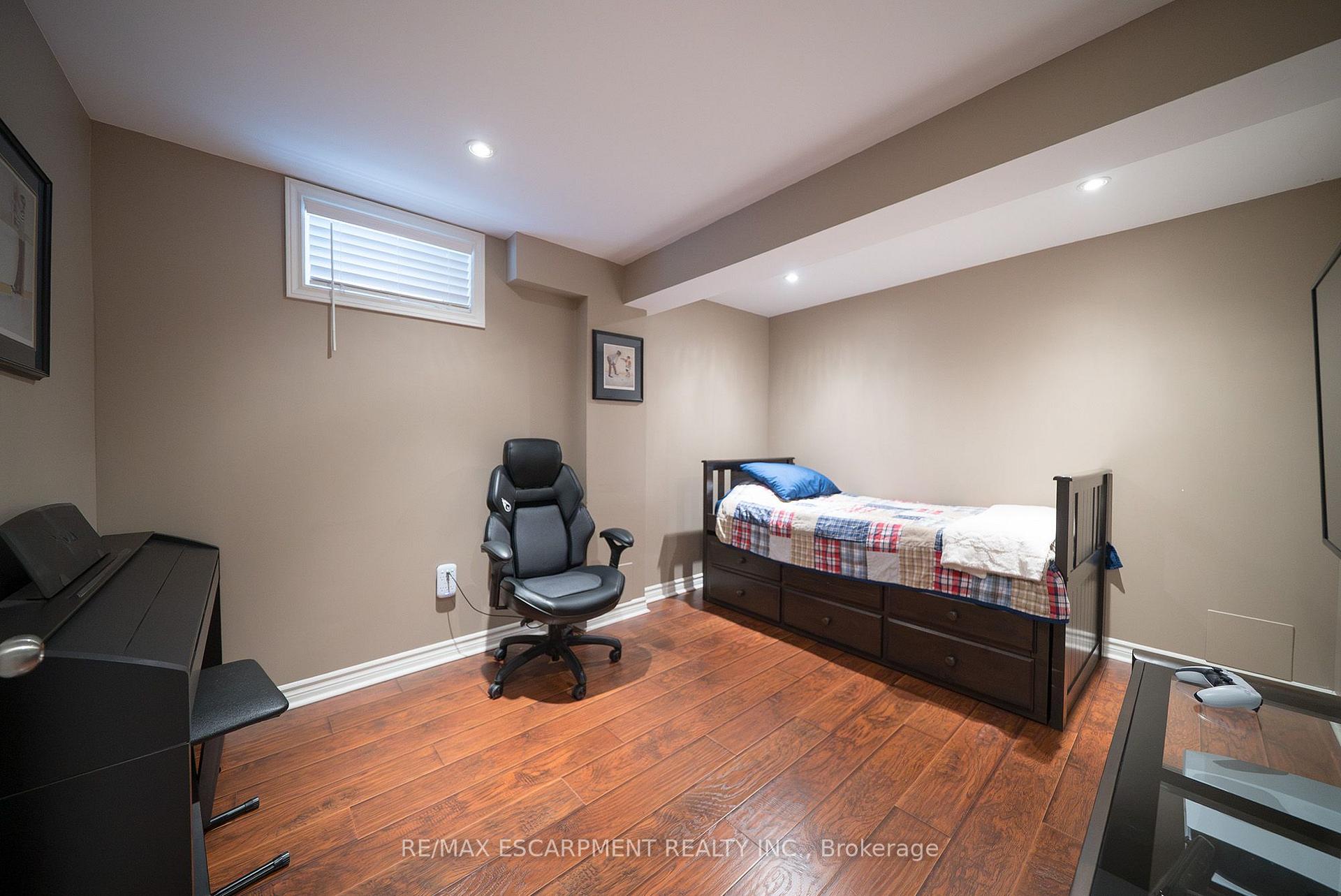 Photo 37 of 169 Mcguiness Drive, Brantford, Empire South — HOMEH