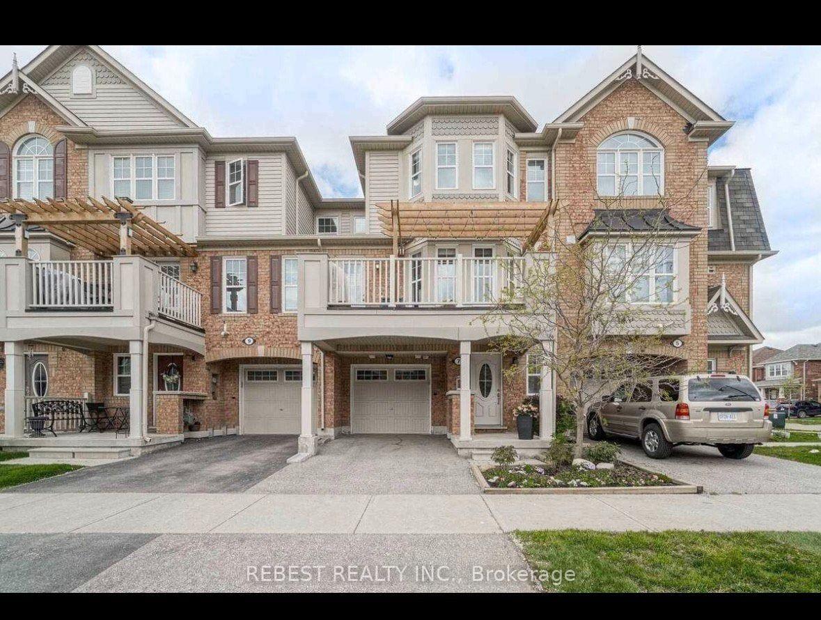 Front of 7 Reichert Court