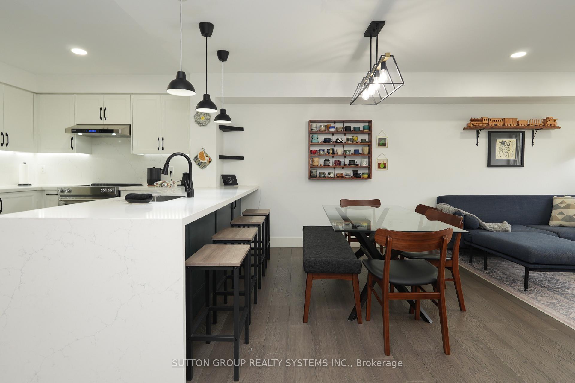 Photo 3 of Unit 3, 5035 Ninth Line, Mississauga, Churchill Meadows — HOMEH