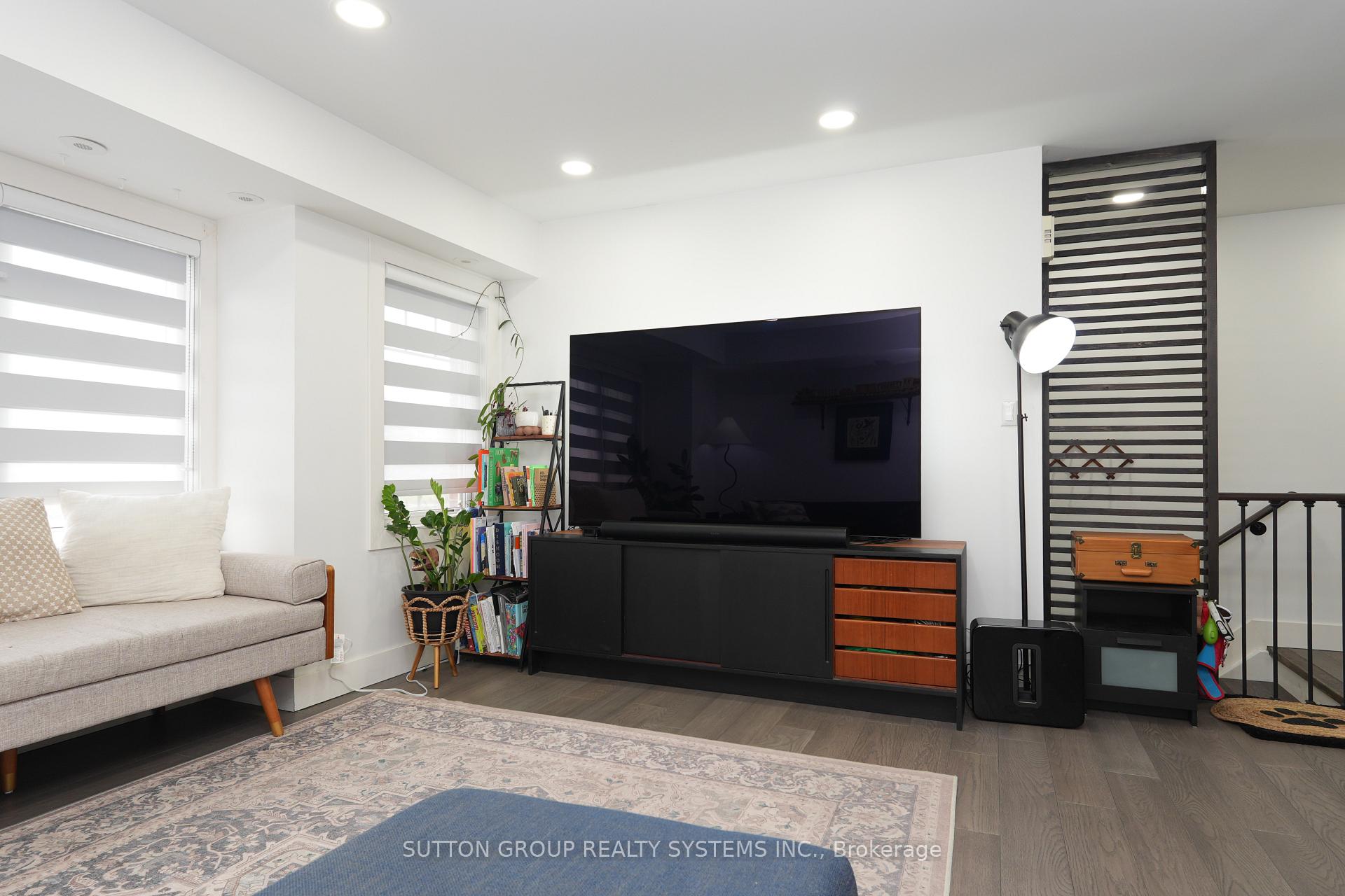 Photo 5 of Unit 3, 5035 Ninth Line, Mississauga, Churchill Meadows — HOMEH