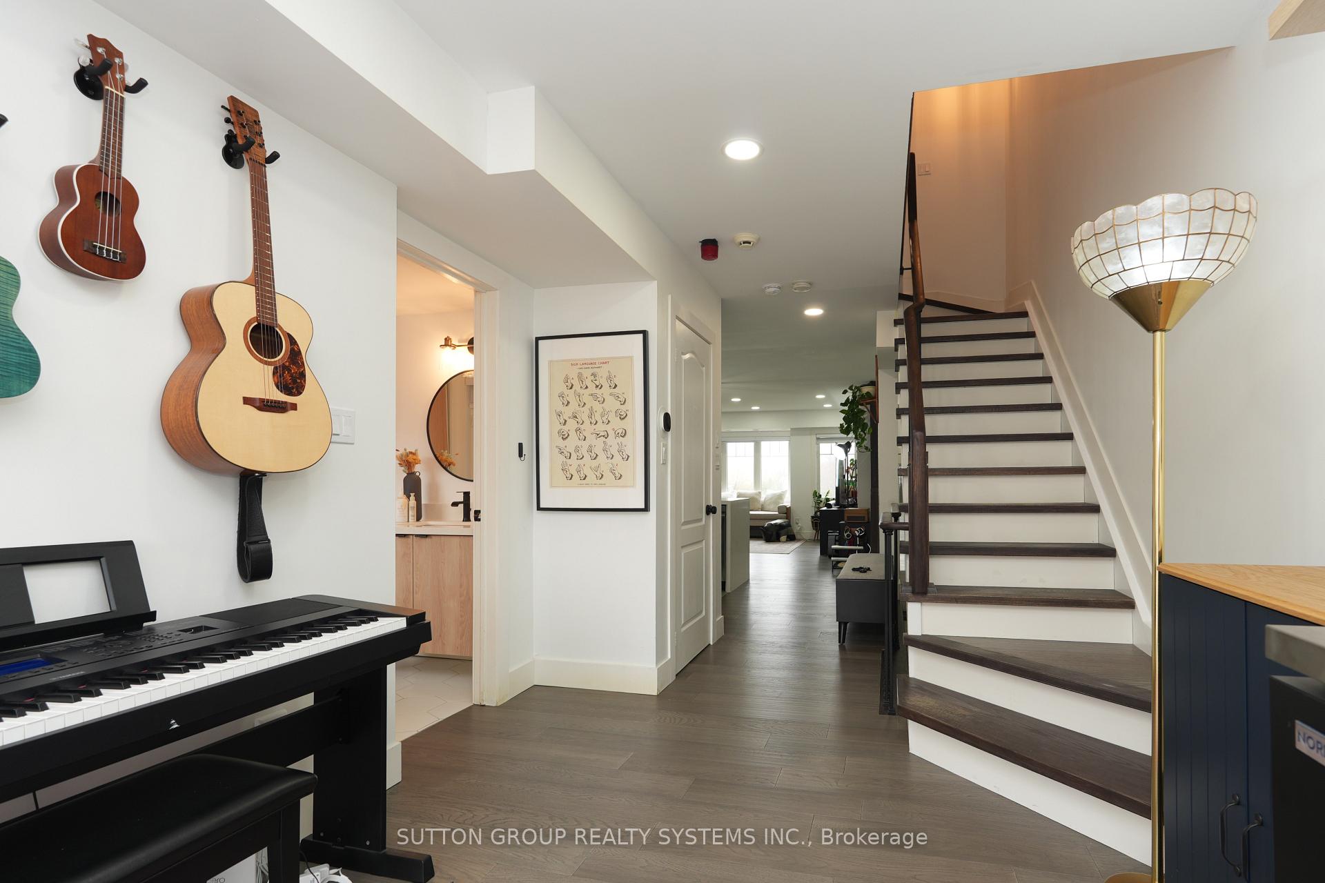 Photo 10 of Unit 3, 5035 Ninth Line, Mississauga, Churchill Meadows — HOMEH