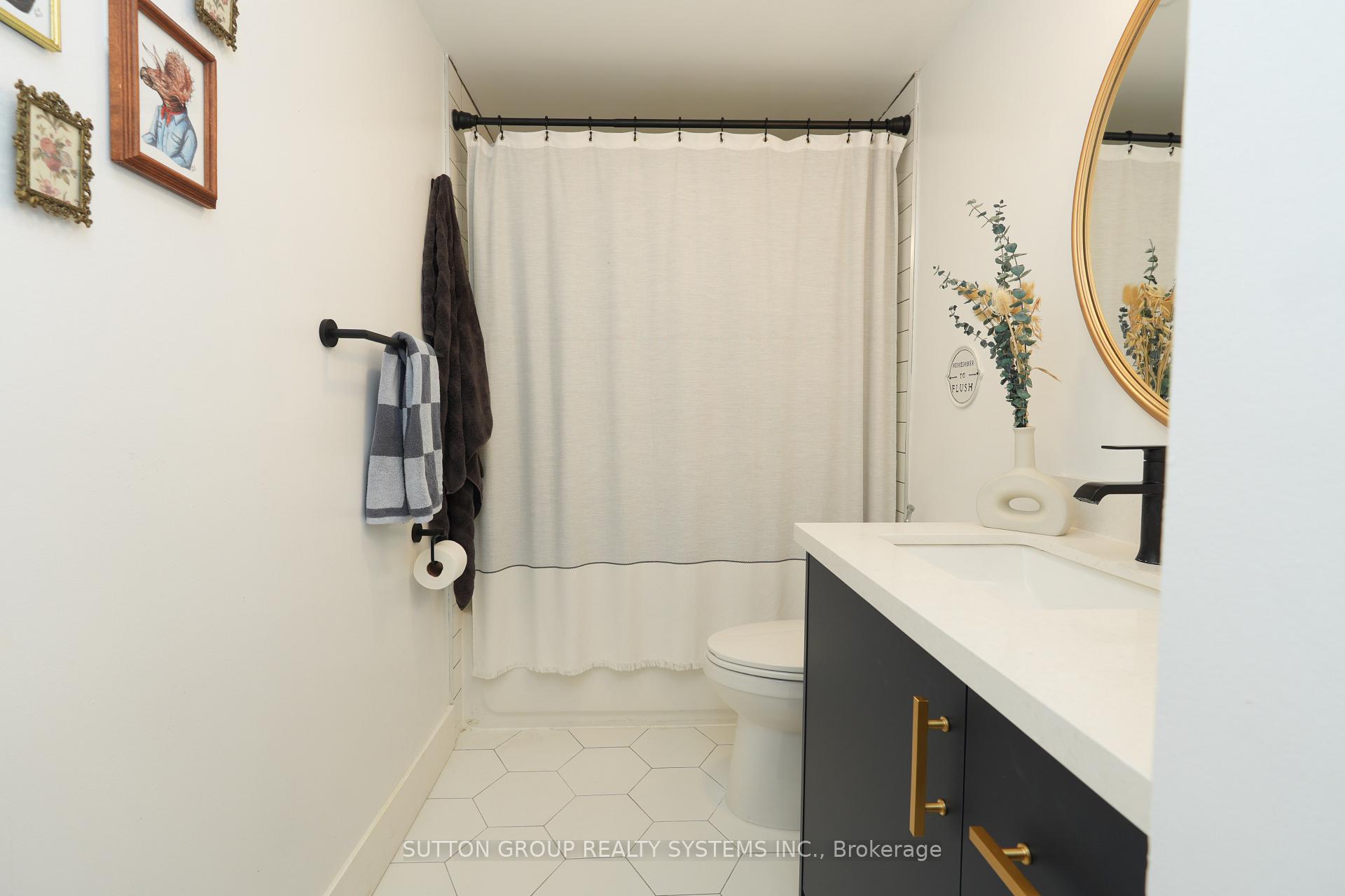 Photo 21 of Unit 3, 5035 Ninth Line, Mississauga, Churchill Meadows — HOMEH