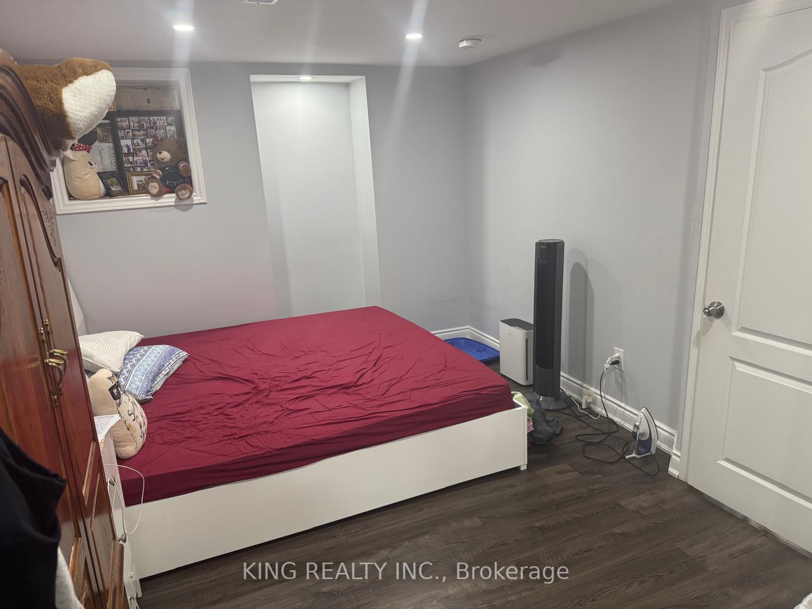 Photo 12 of Unit Basement, 8 Ferncroft Place, Brampton, Fletcher's Meadow — HOMEH