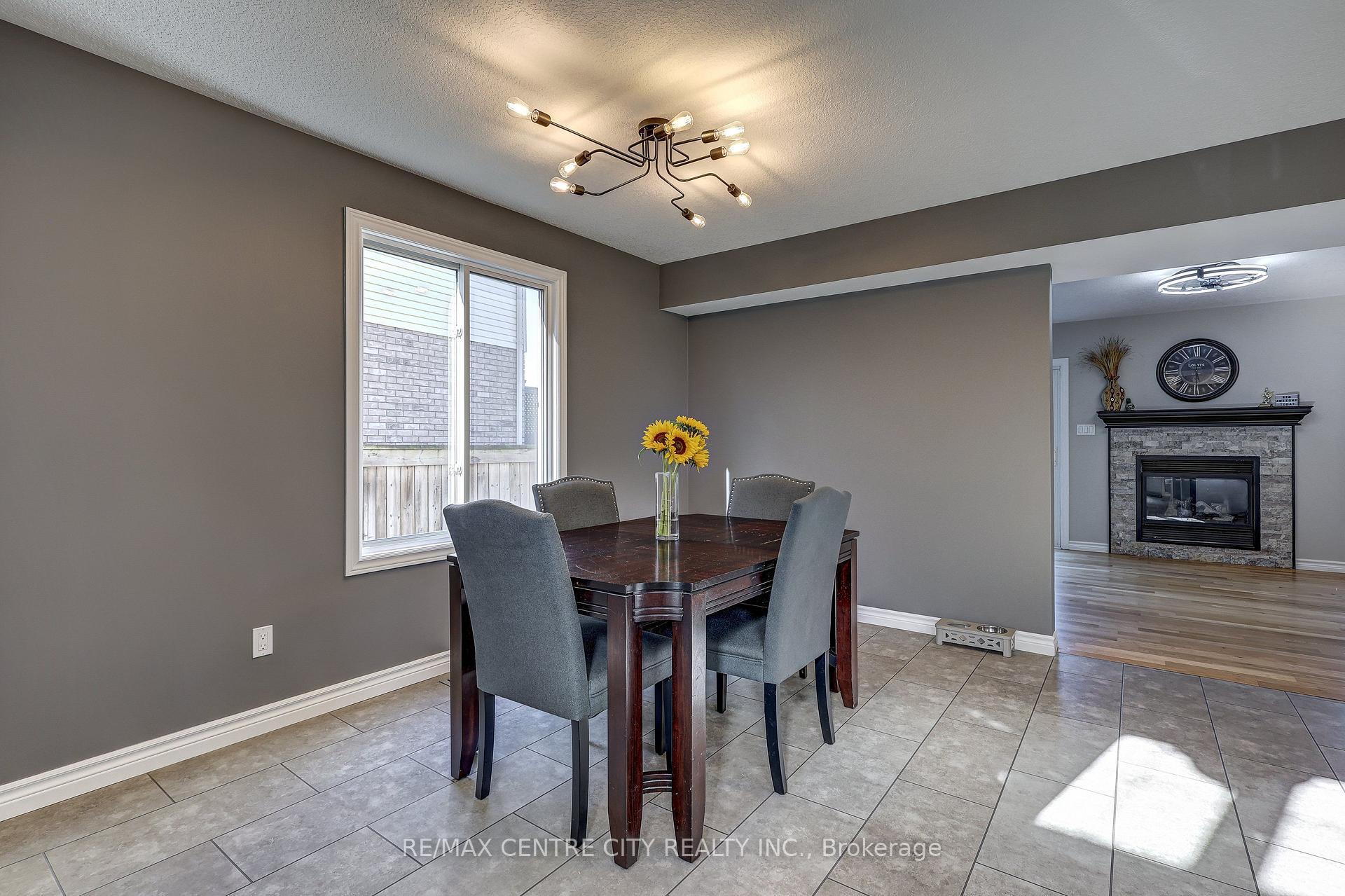 Photo 6 of 42134 Mcbain Line, Central Elgin, Rural Central Elgin — HOMEH