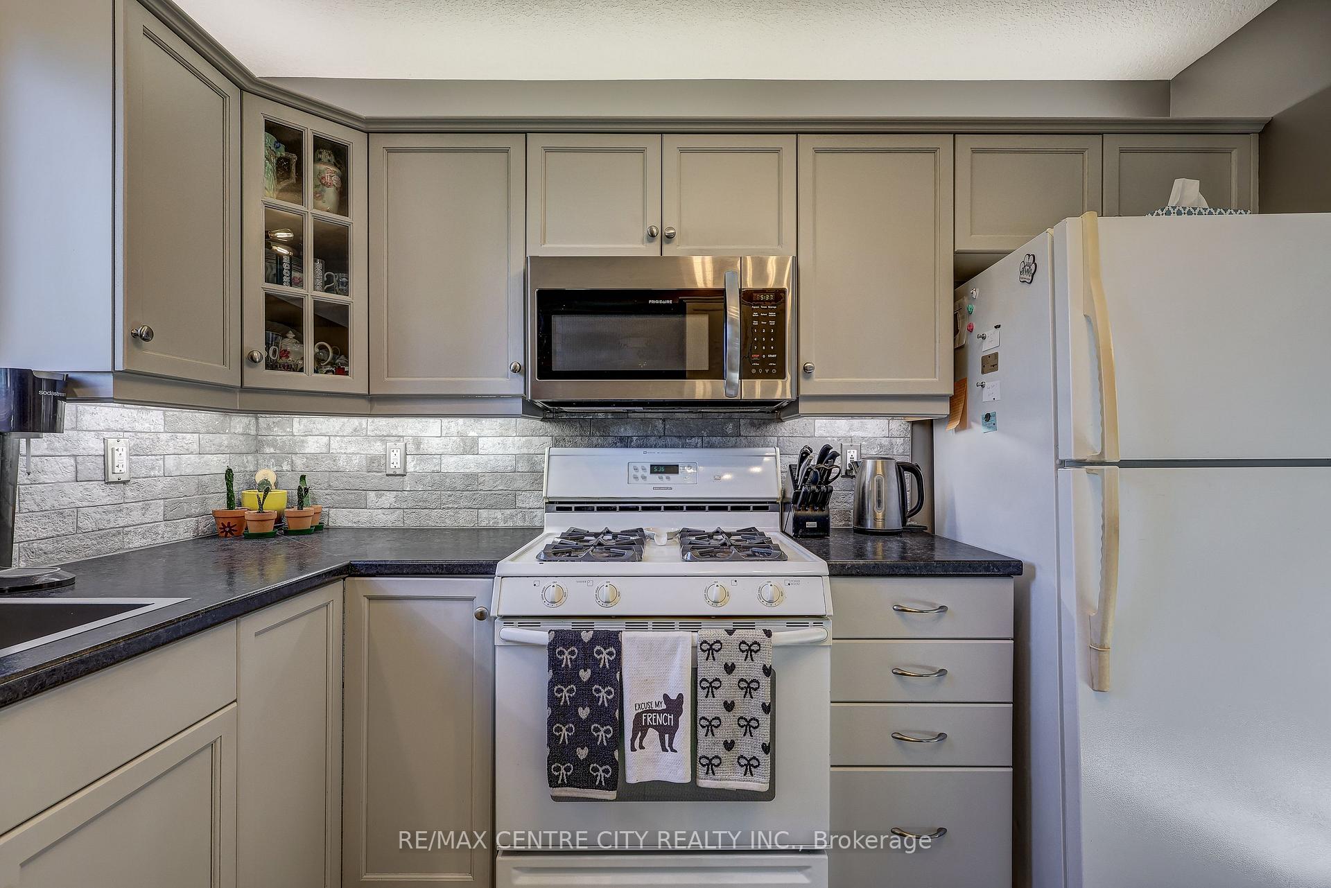 Photo 14 of 42134 Mcbain Line, Central Elgin, Rural Central Elgin — HOMEH