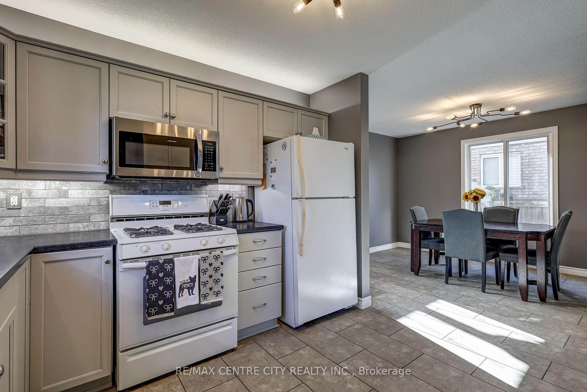 Photo 15 of 42134 Mcbain Line, Central Elgin, Rural Central Elgin — HOMEH