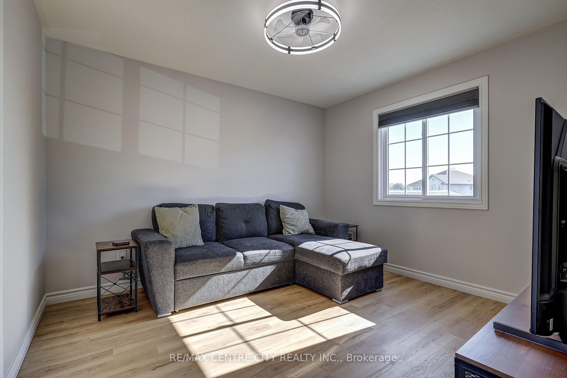 Photo 24 of 42134 Mcbain Line, Central Elgin, Rural Central Elgin — HOMEH