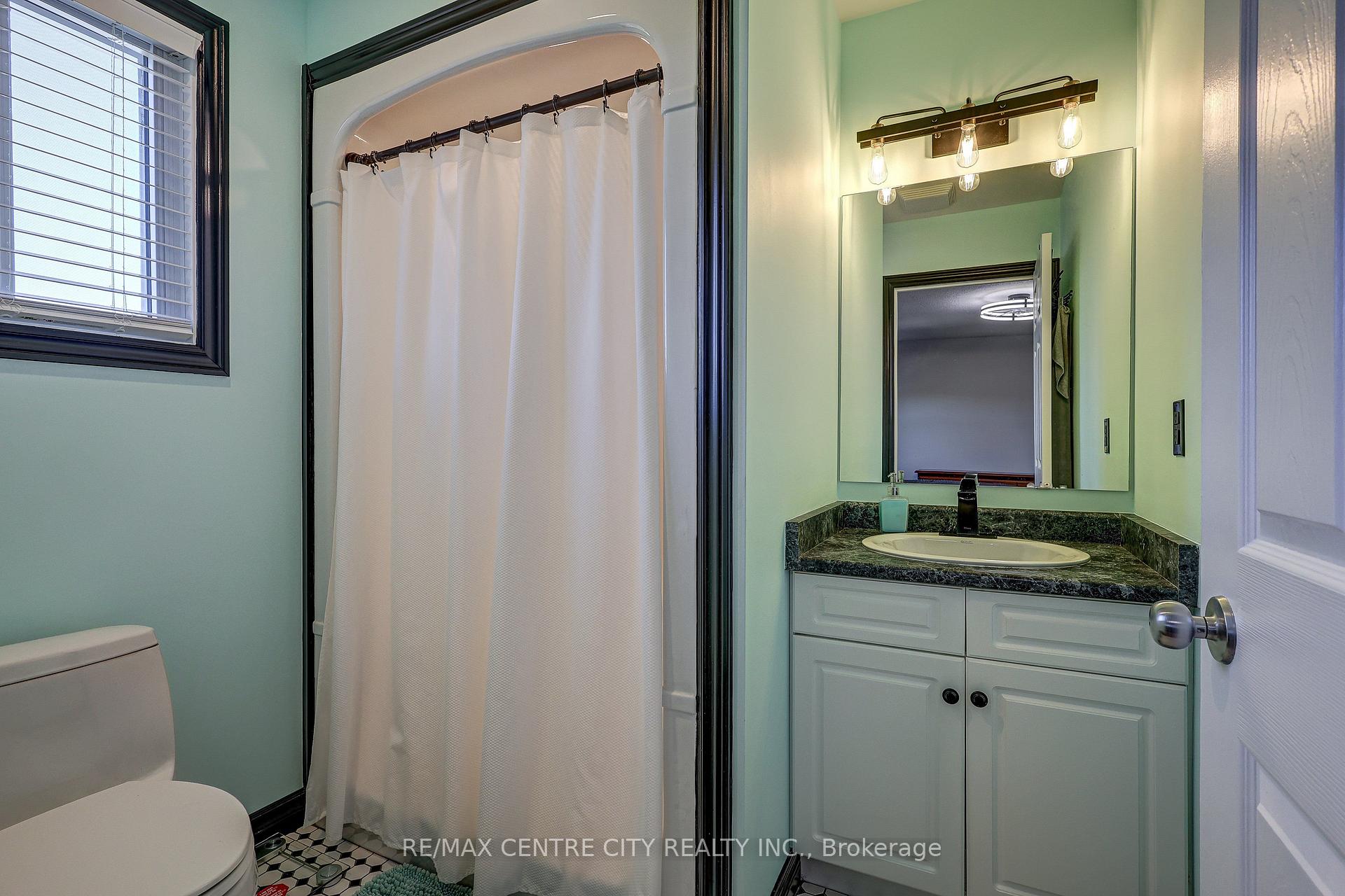 Photo 31 of 42134 Mcbain Line, Central Elgin, Rural Central Elgin — HOMEH