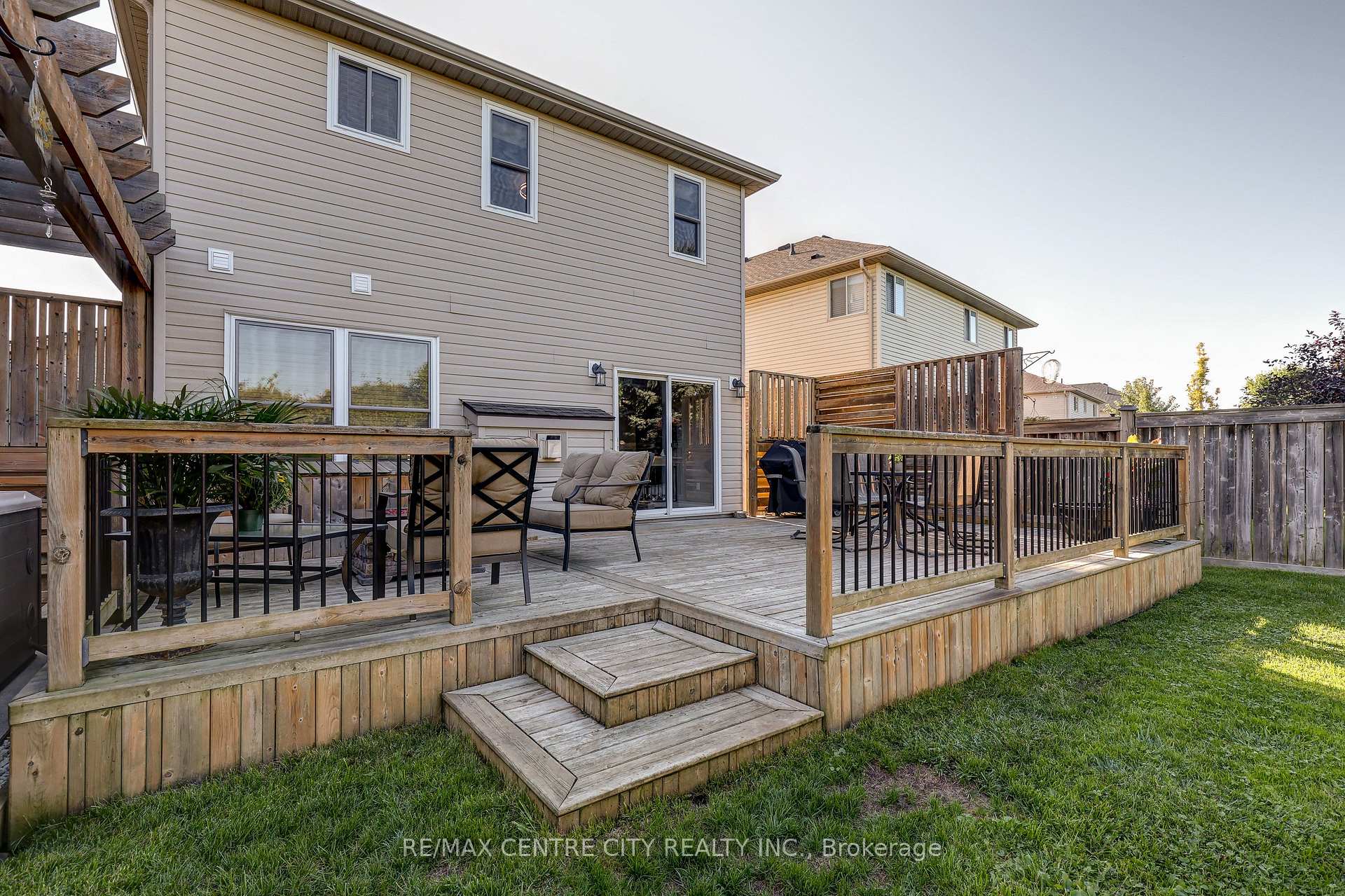 Photo 39 of 42134 Mcbain Line, Central Elgin, Rural Central Elgin — HOMEH
