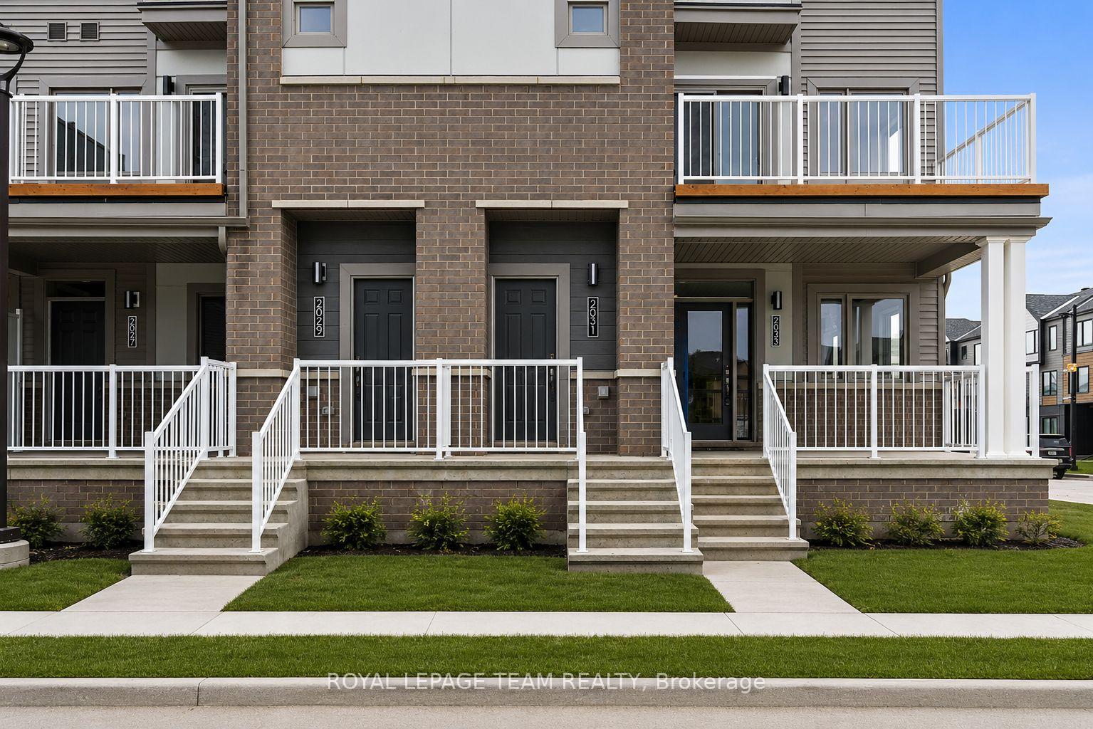 Photo 2 of 2031 Blossite Private, Ottawa, Barrhaven - Heritage Park — HOMEH