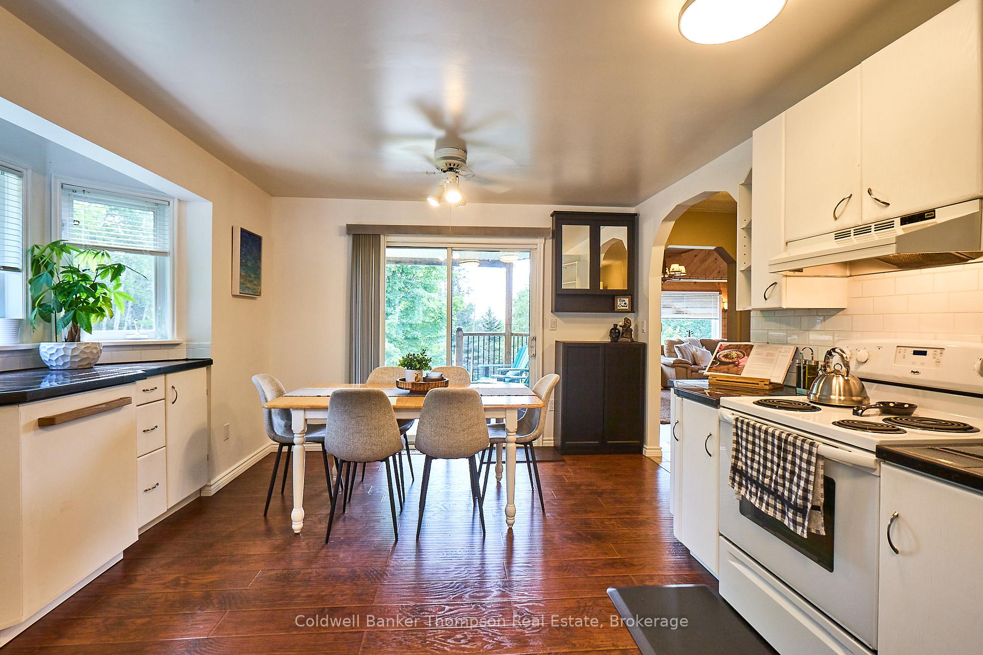 Photo 5 of 550 Valley View Road, Strong — HOMEH