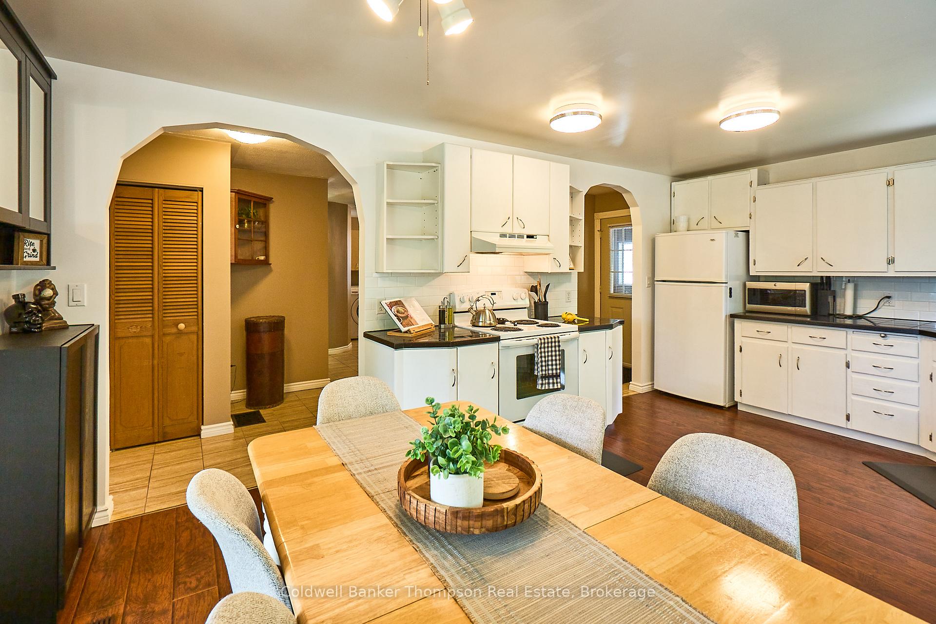 Photo 9 of 550 Valley View Road, Strong — HOMEH