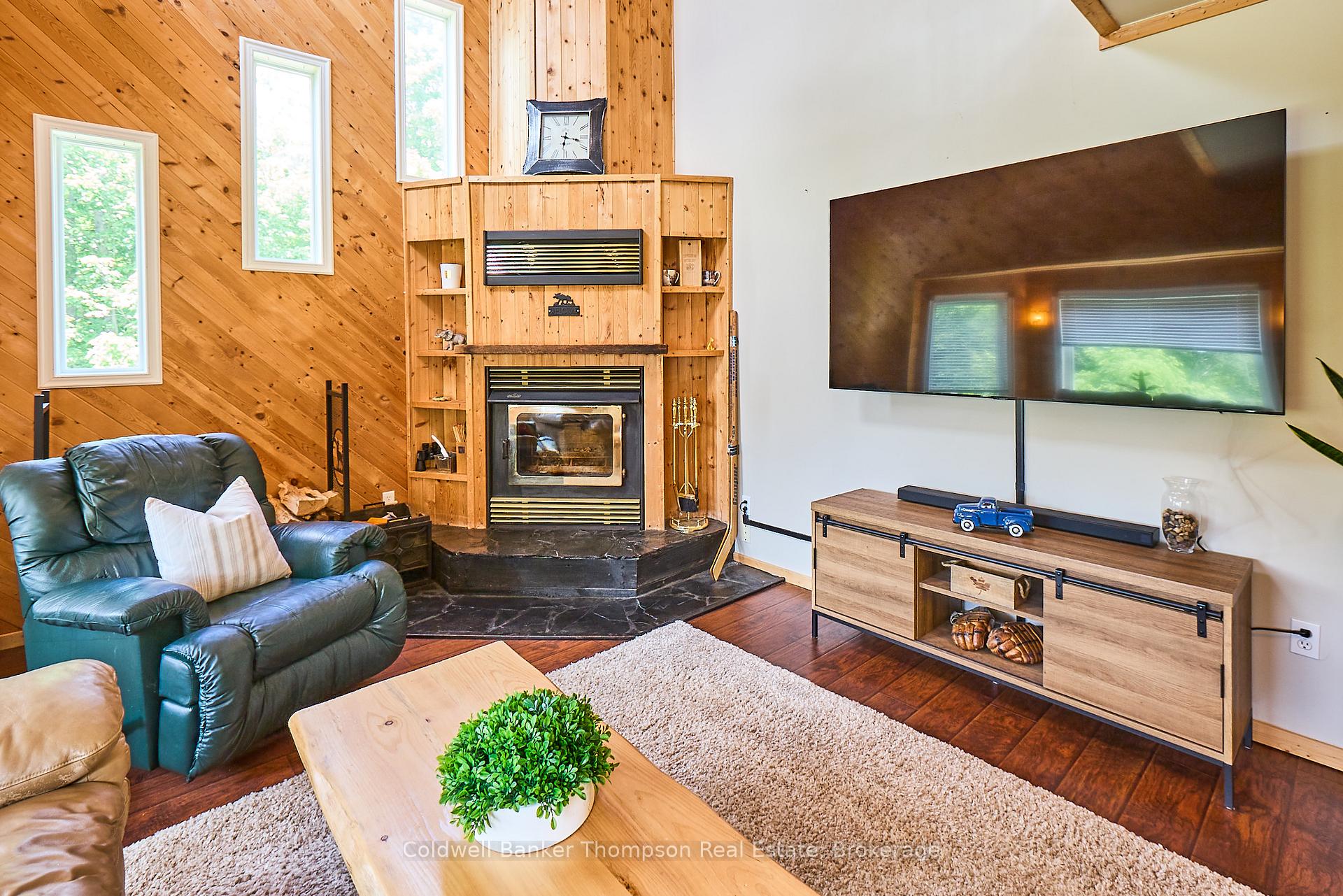 Photo 12 of 550 Valley View Road, Strong — HOMEH