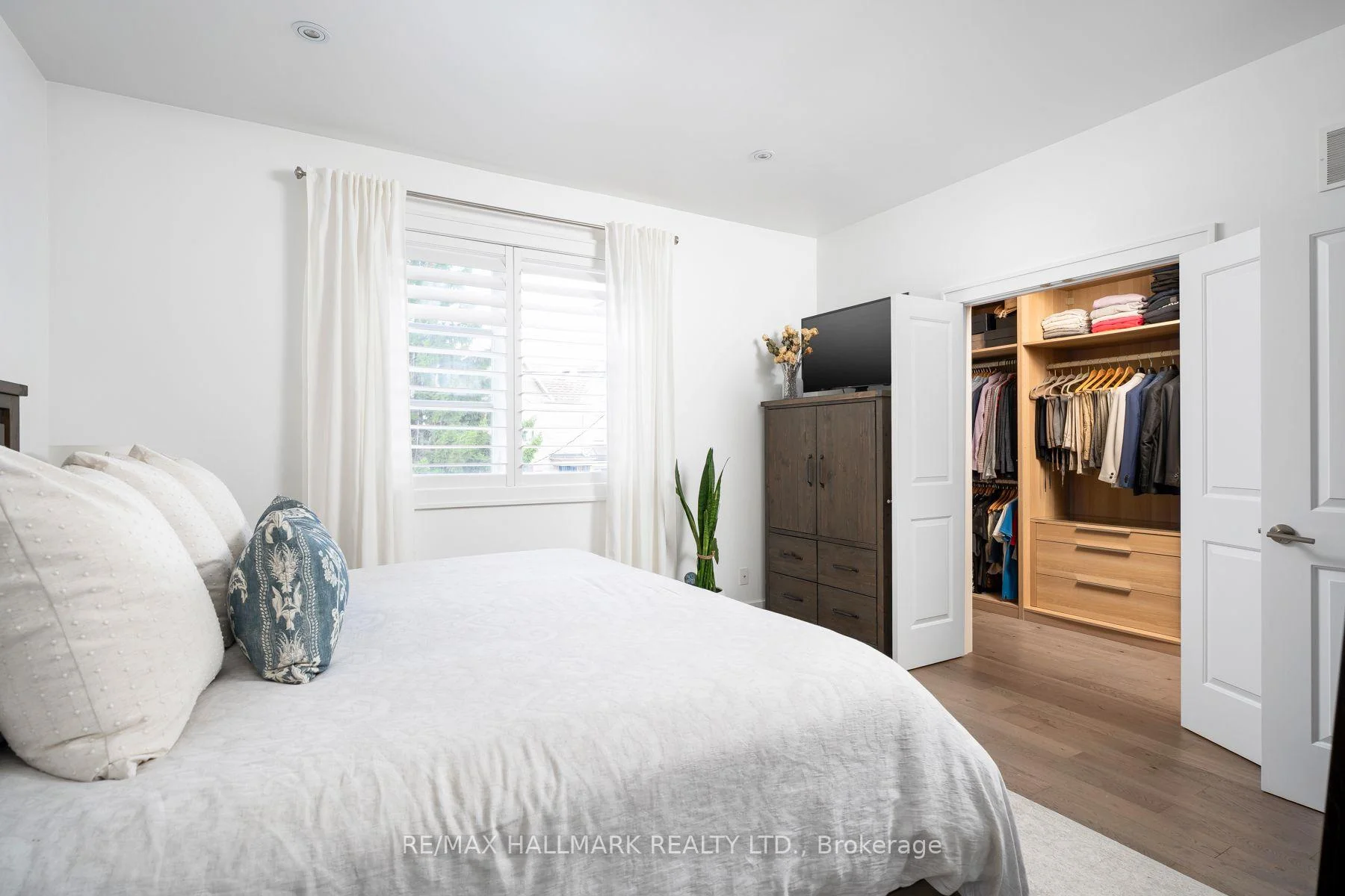 Photo 47 of 77 Leroy Avenue, Toronto, Danforth Village-East York — HOMEH