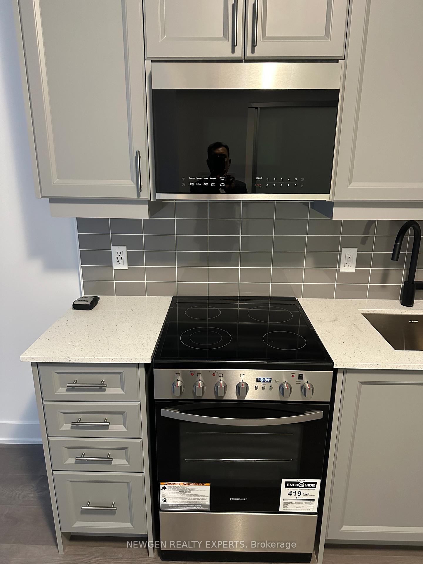 Photo 10 of Unit 201, 2333 Khalsa Gate, Oakville, Westmount — HOMEH