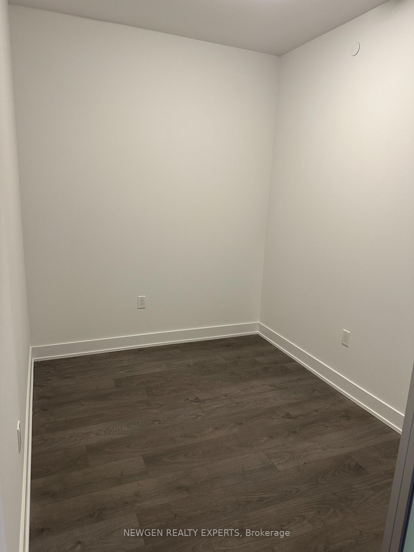 Photo 13 of Unit 201, 2333 Khalsa Gate, Oakville, Westmount — HOMEH