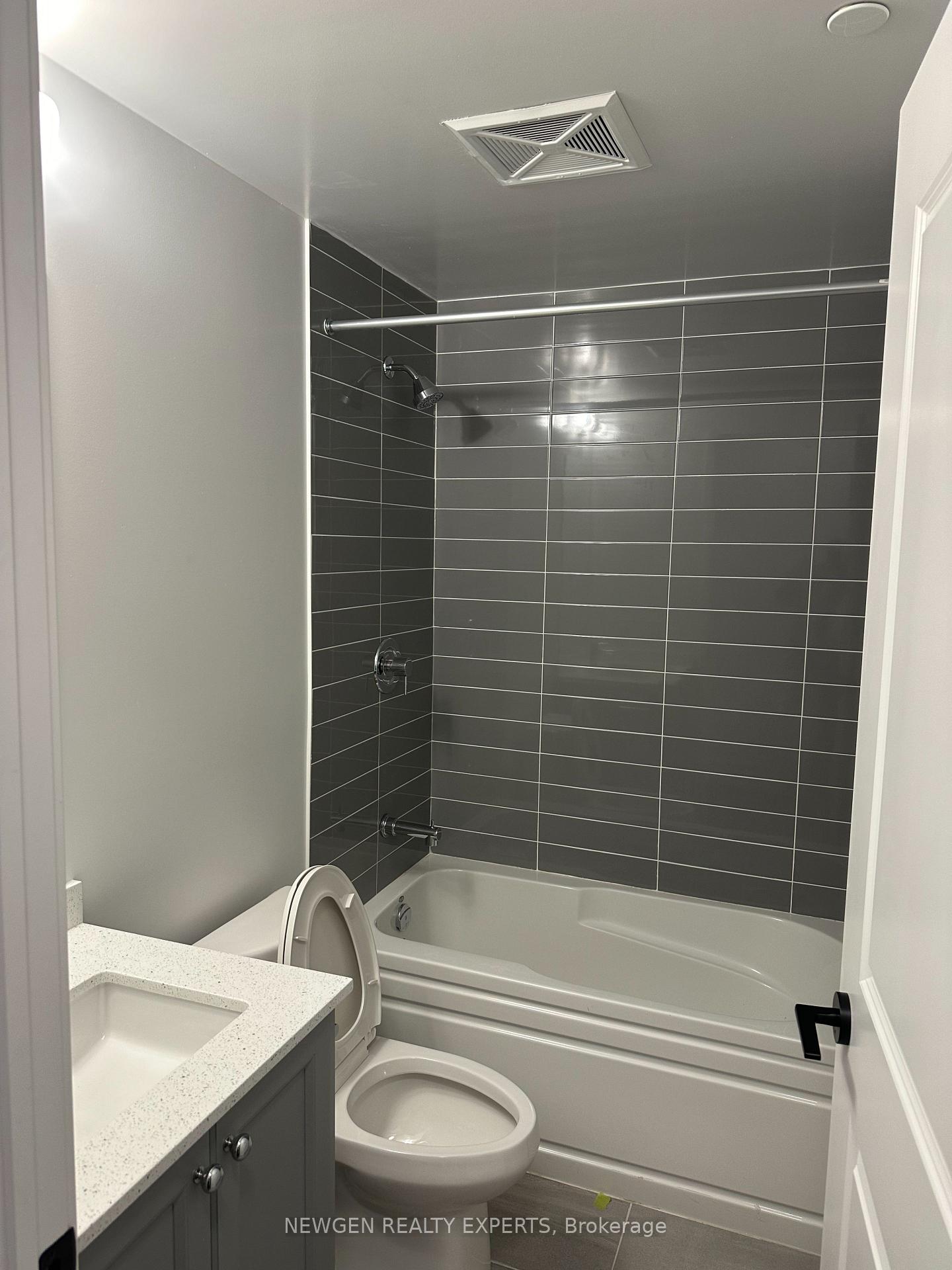 Photo 16 of Unit 201, 2333 Khalsa Gate, Oakville, Westmount — HOMEH