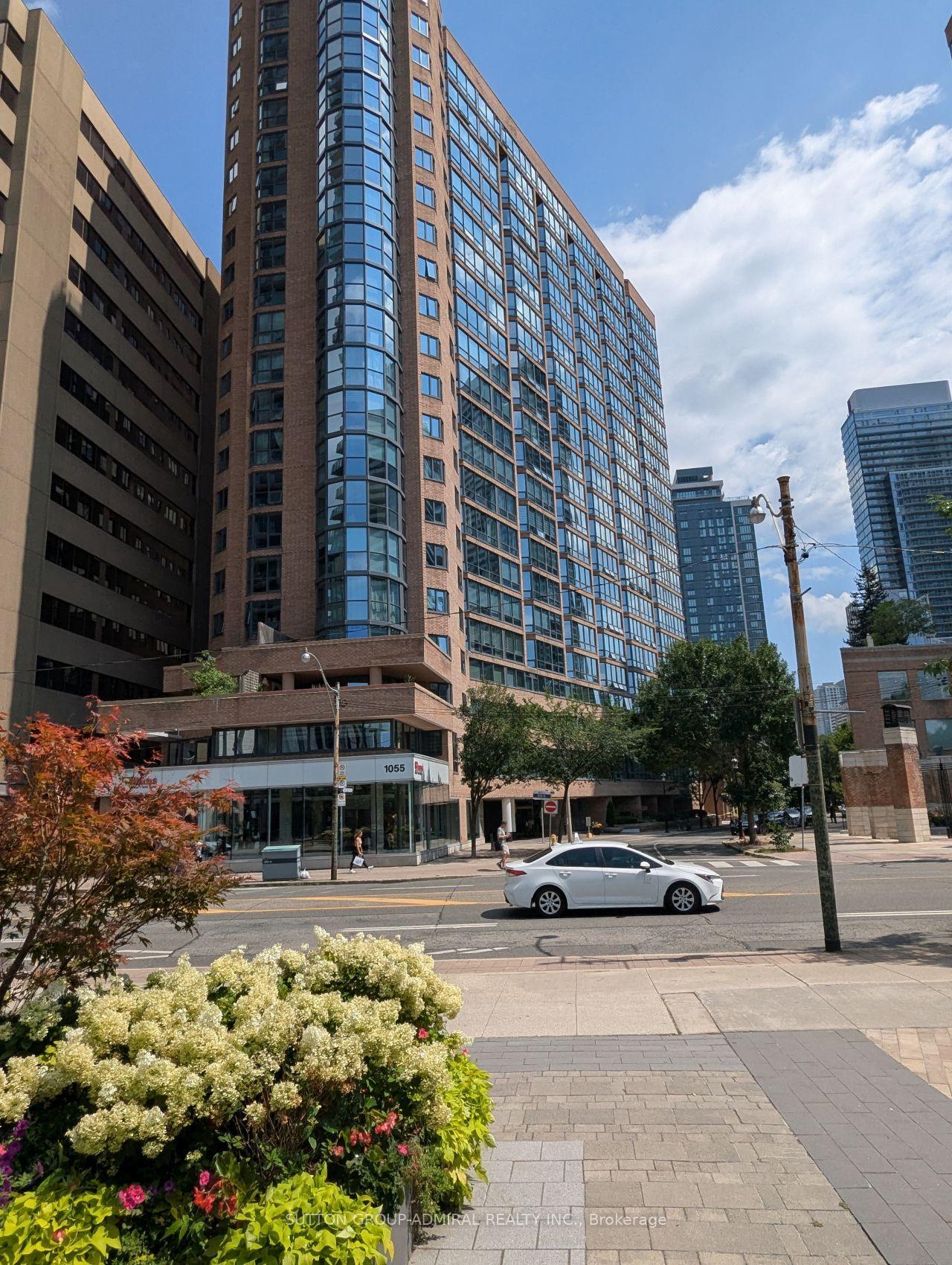 Photo 3 of Unit 207, 1055 Bay Street, Toronto, Bay Street Corridor — HOMEH