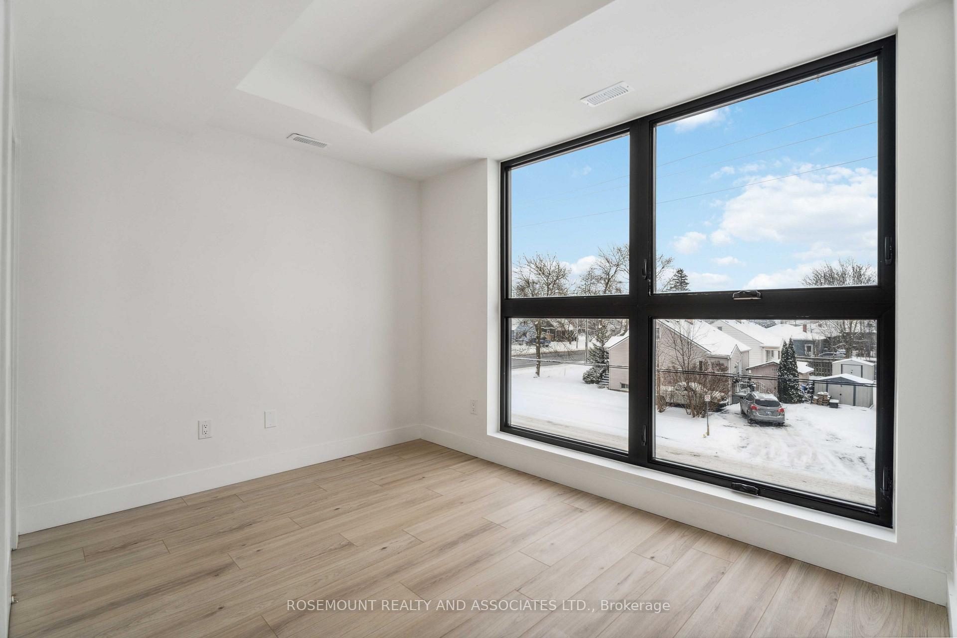 Photo 21 of Unit 308, 7277 Wilson Crescent, Niagara Falls, Oldfield — HOMEH