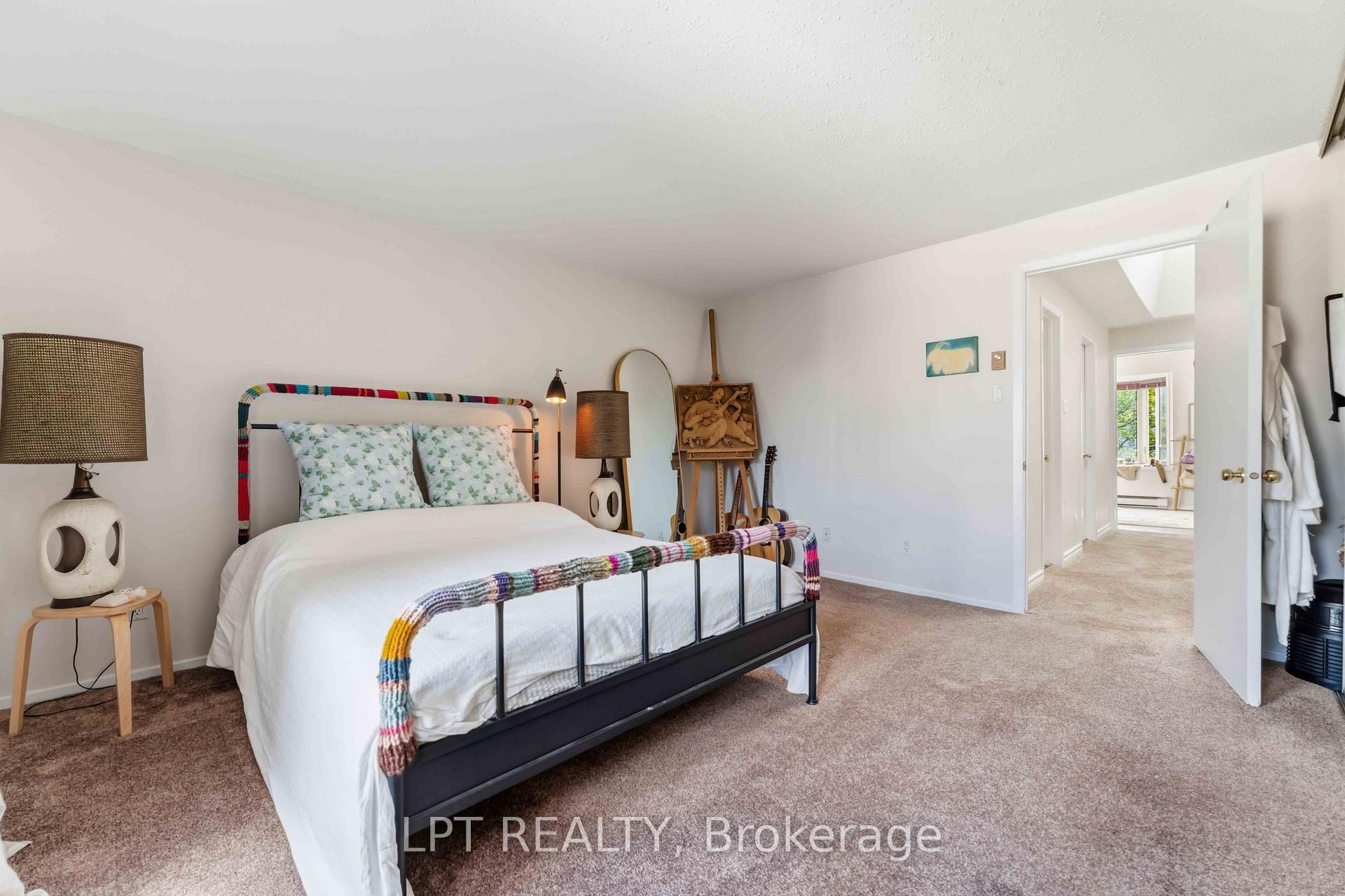 Photo 16 of Unit B, 6722 Jeanne d'Arc Boulevard, Ottawa, Convent Glen North — HOMEH