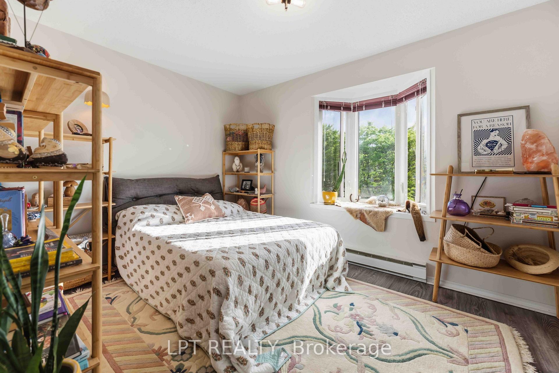 Photo 17 of Unit B, 6722 Jeanne d'Arc Boulevard, Ottawa, Convent Glen North — HOMEH
