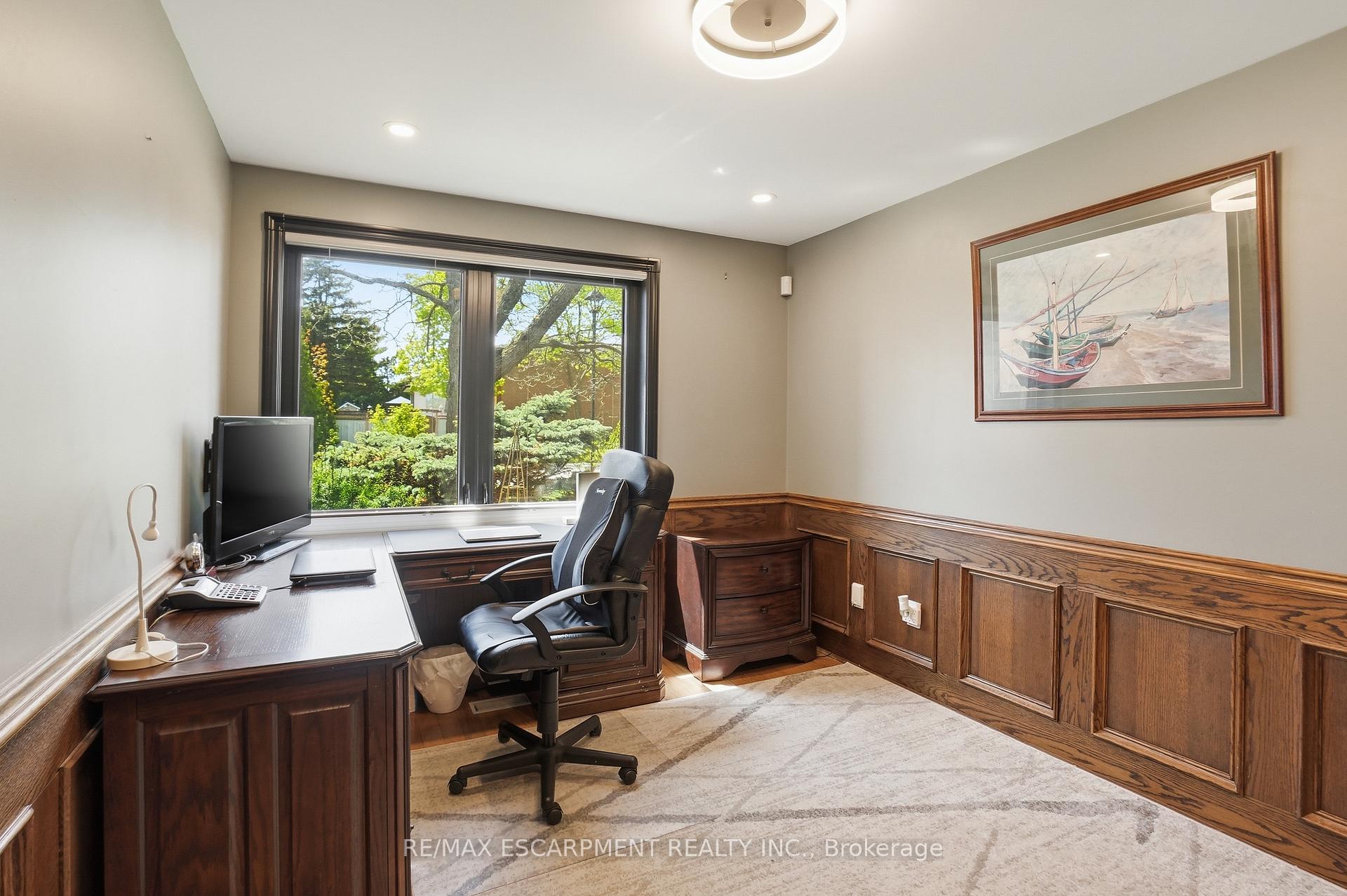 Photo 7 of 176 Albion Falls Boulevard, Hamilton, Trenholme — HOMEH