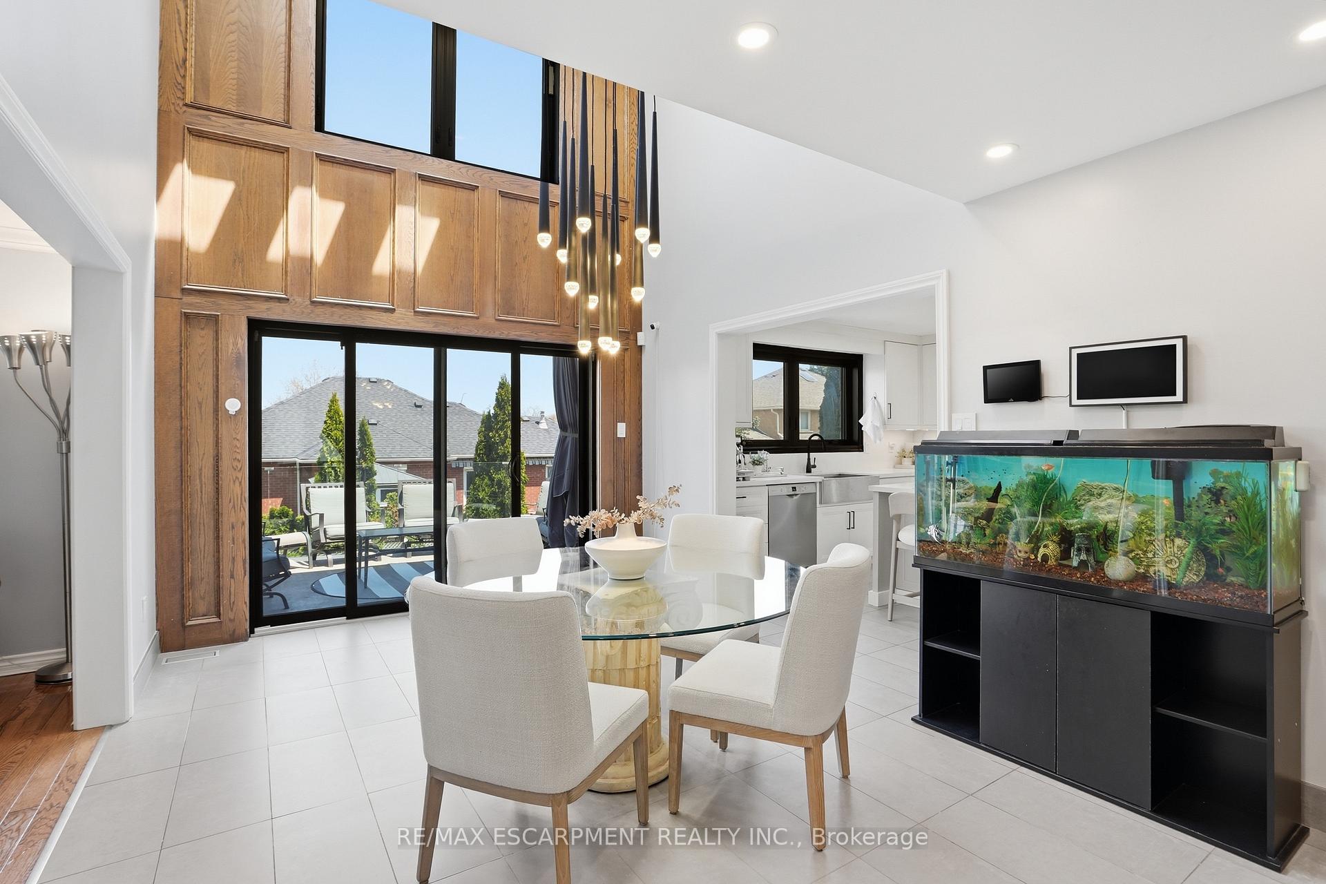 Photo 8 of 176 Albion Falls Boulevard, Hamilton, Trenholme — HOMEH
