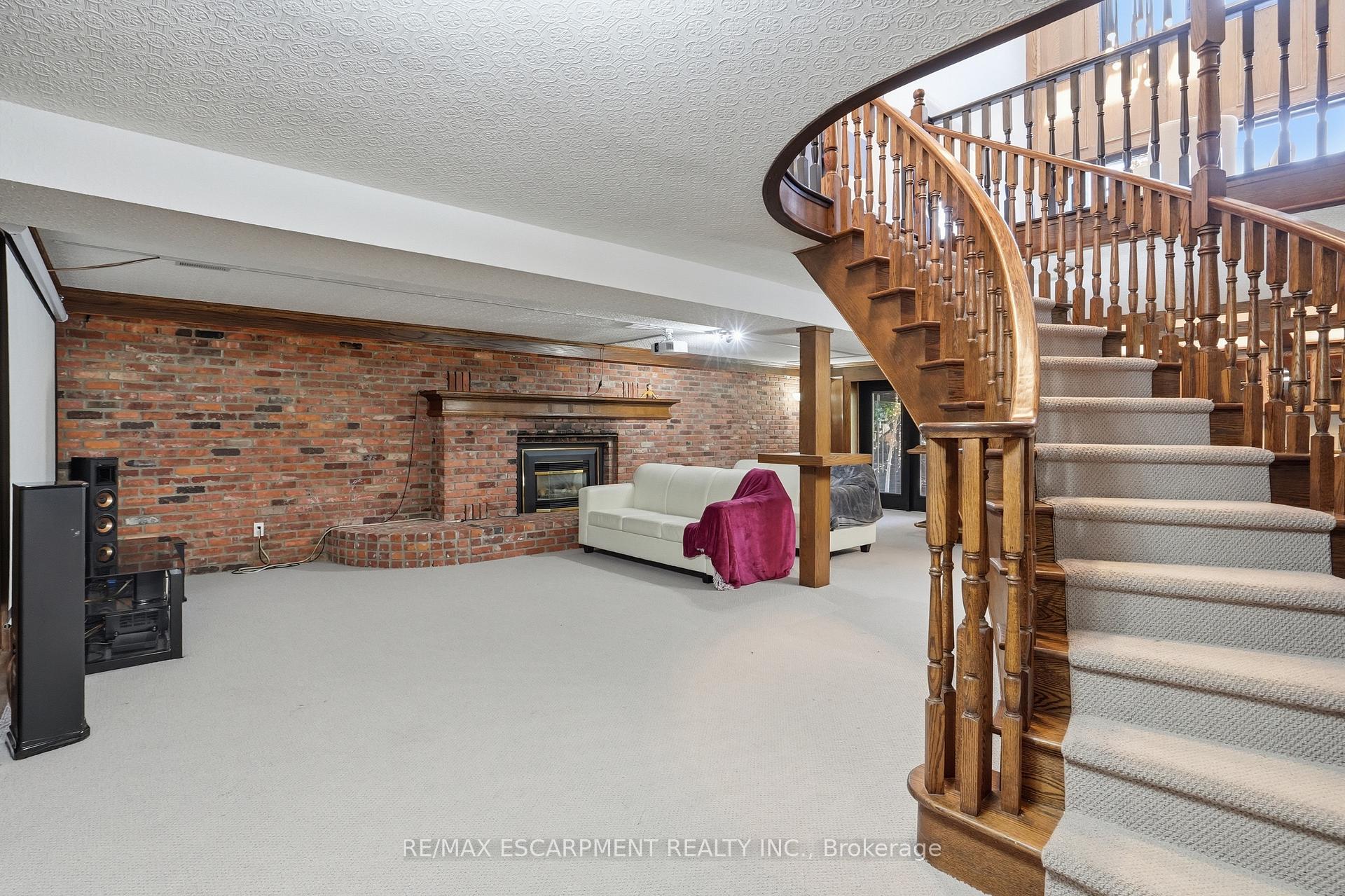 Photo 24 of 176 Albion Falls Boulevard, Hamilton, Trenholme — HOMEH