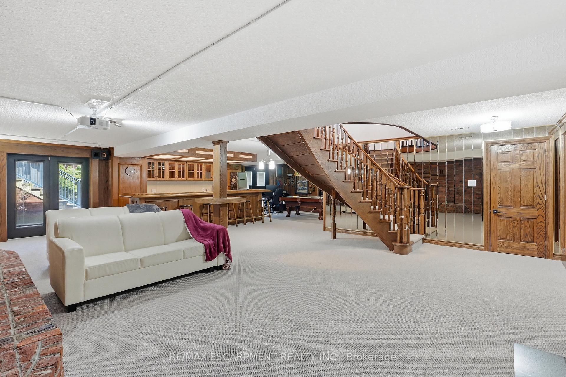Photo 25 of 176 Albion Falls Boulevard, Hamilton, Trenholme — HOMEH