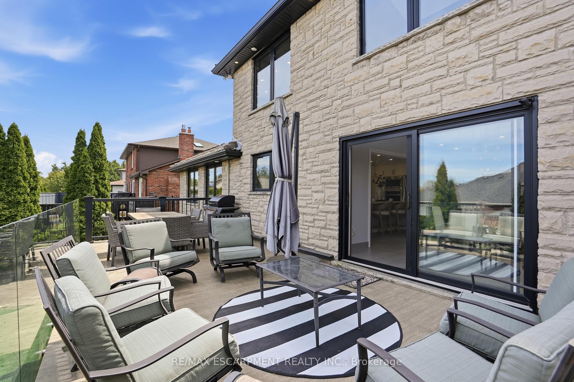 Photo 35 of 176 Albion Falls Boulevard, Hamilton, Trenholme — HOMEH