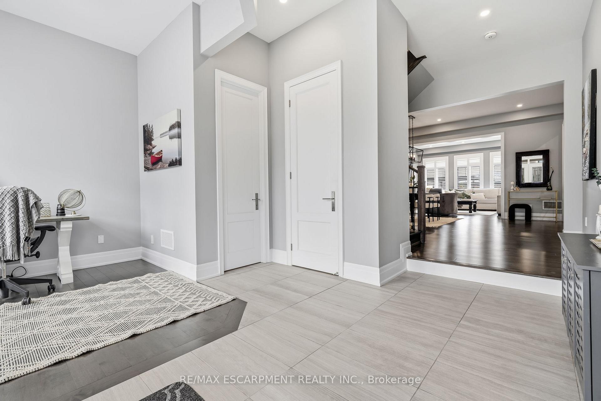 Photo 7 of 1221 Ironbridge Road, Oakville, Glen Abbey — HOMEH
