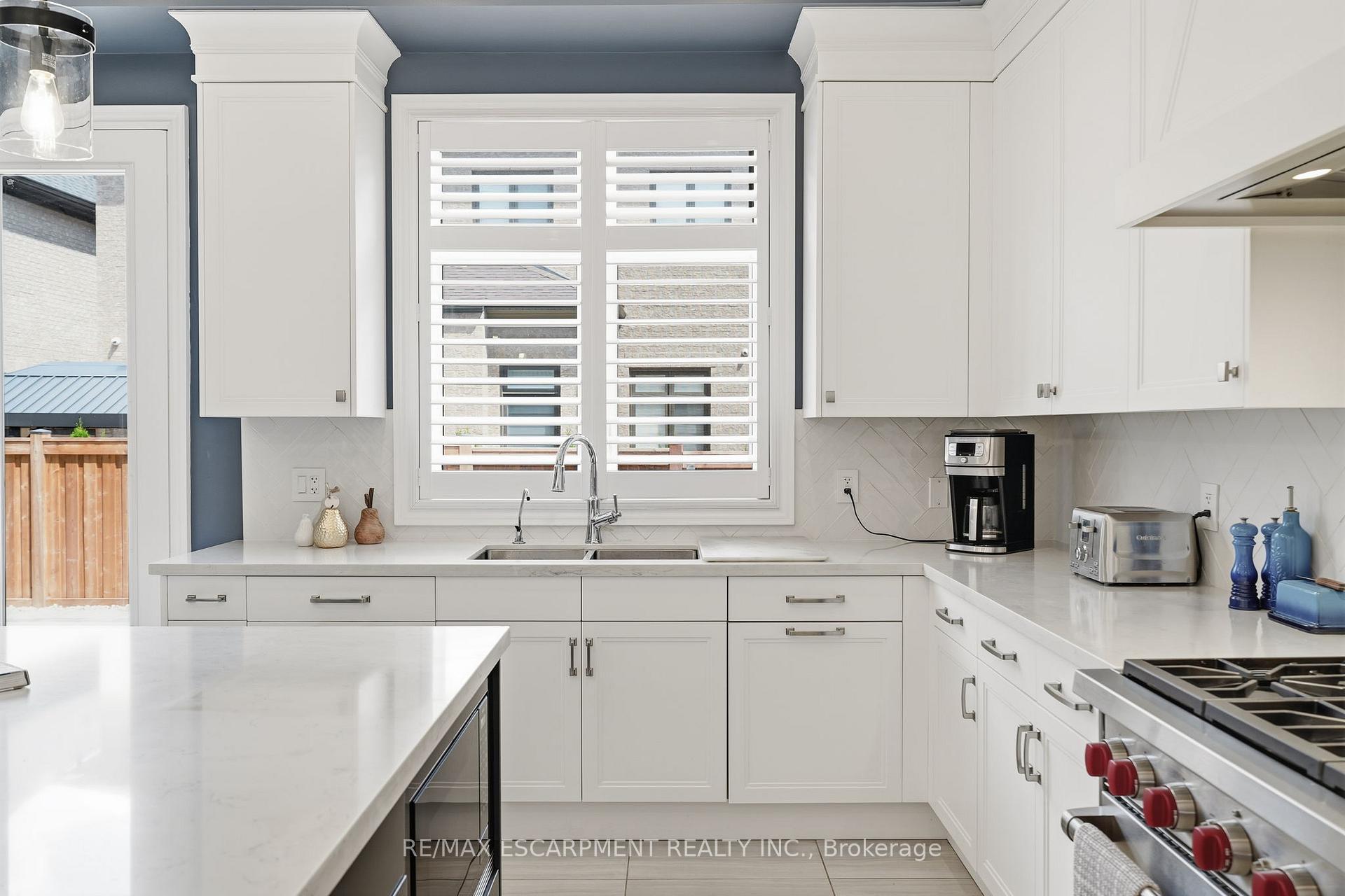 Photo 9 of 1221 Ironbridge Road, Oakville, Glen Abbey — HOMEH