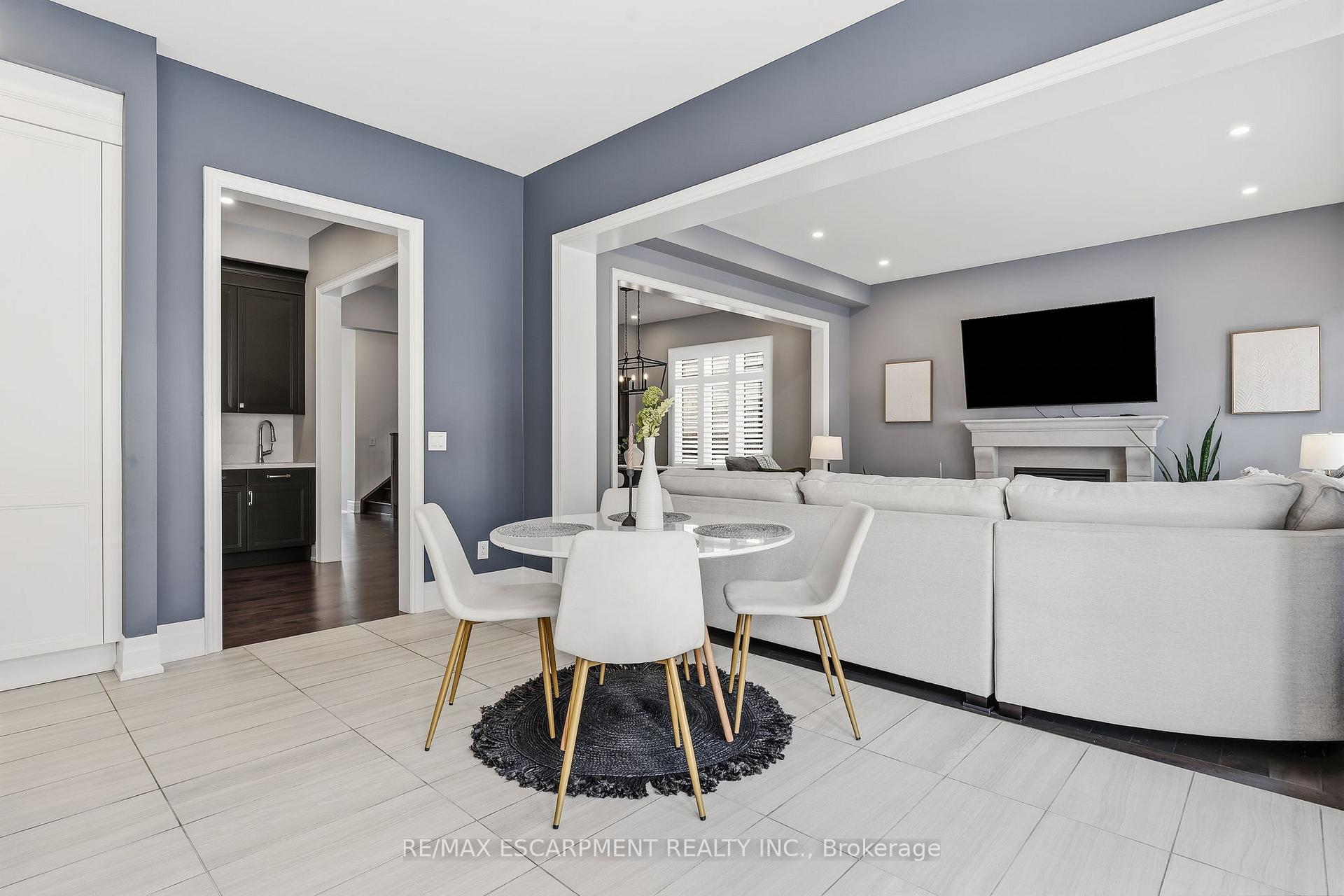Photo 14 of 1221 Ironbridge Road, Oakville, Glen Abbey — HOMEH