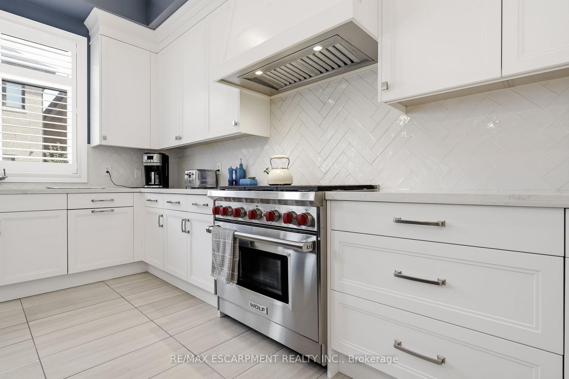 Photo 15 of 1221 Ironbridge Road, Oakville, Glen Abbey — HOMEH
