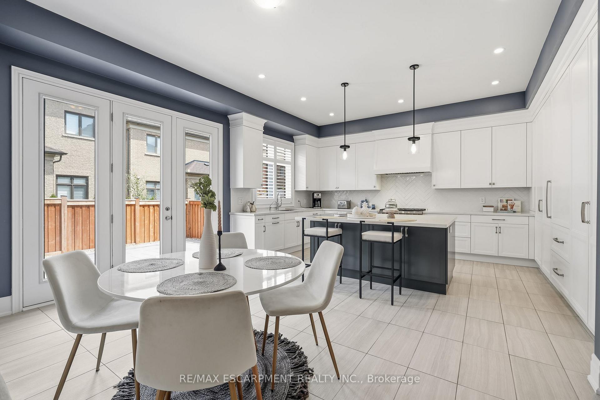 Photo 16 of 1221 Ironbridge Road, Oakville, Glen Abbey — HOMEH