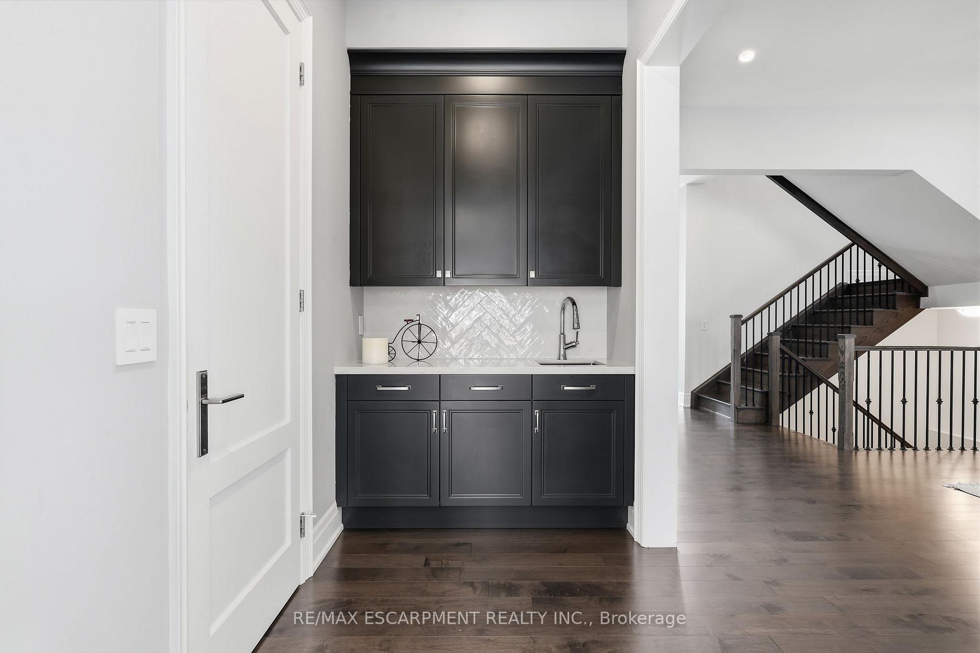 Photo 21 of 1221 Ironbridge Road, Oakville, Glen Abbey — HOMEH