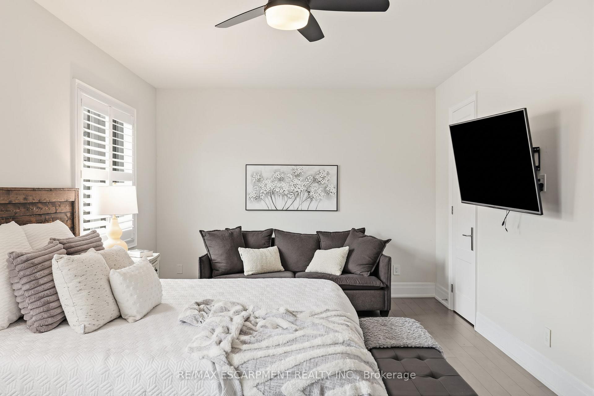 Photo 31 of 1221 Ironbridge Road, Oakville, Glen Abbey — HOMEH