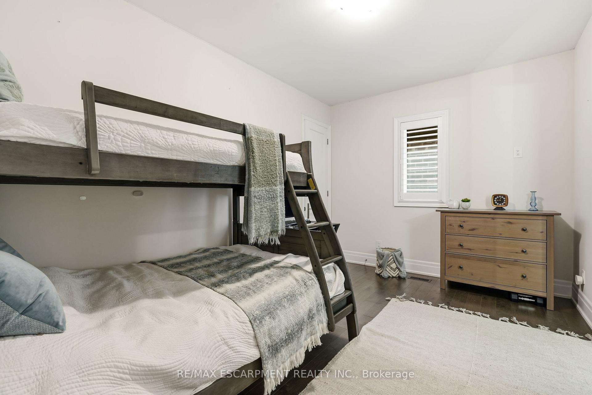 Photo 35 of 1221 Ironbridge Road, Oakville, Glen Abbey — HOMEH