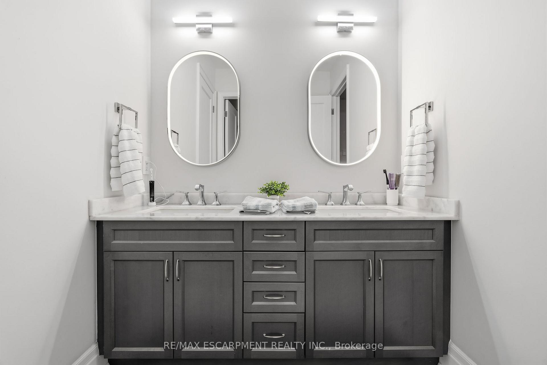 Photo 37 of 1221 Ironbridge Road, Oakville, Glen Abbey — HOMEH