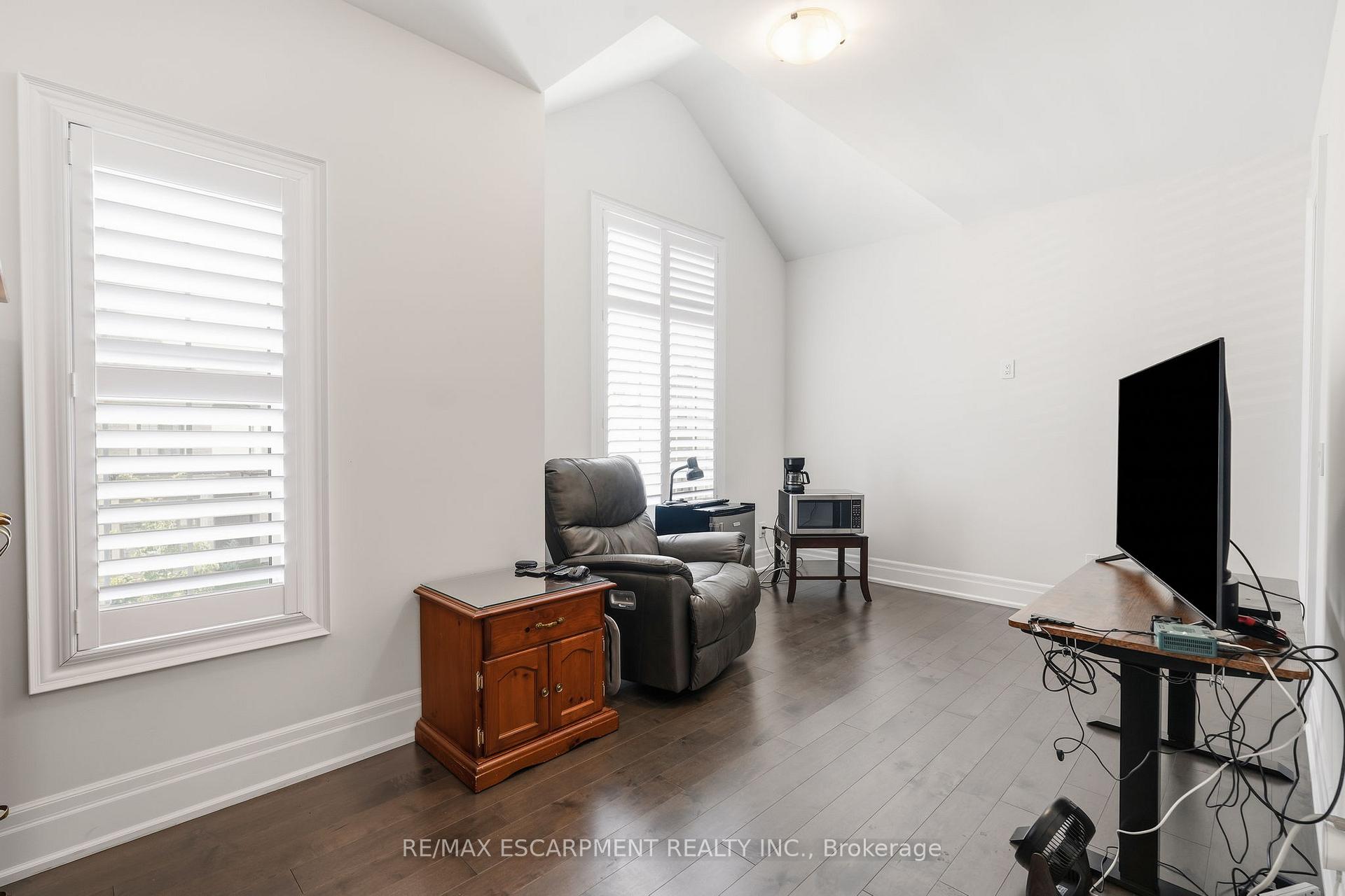 Photo 41 of 1221 Ironbridge Road, Oakville, Glen Abbey — HOMEH