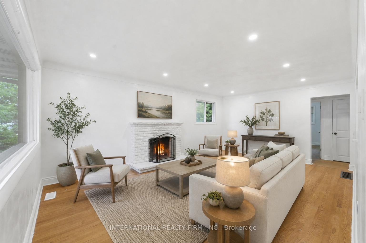 Photo 4 of 1213 Erindale Drive, Ottawa, Copeland Park — HOMEH