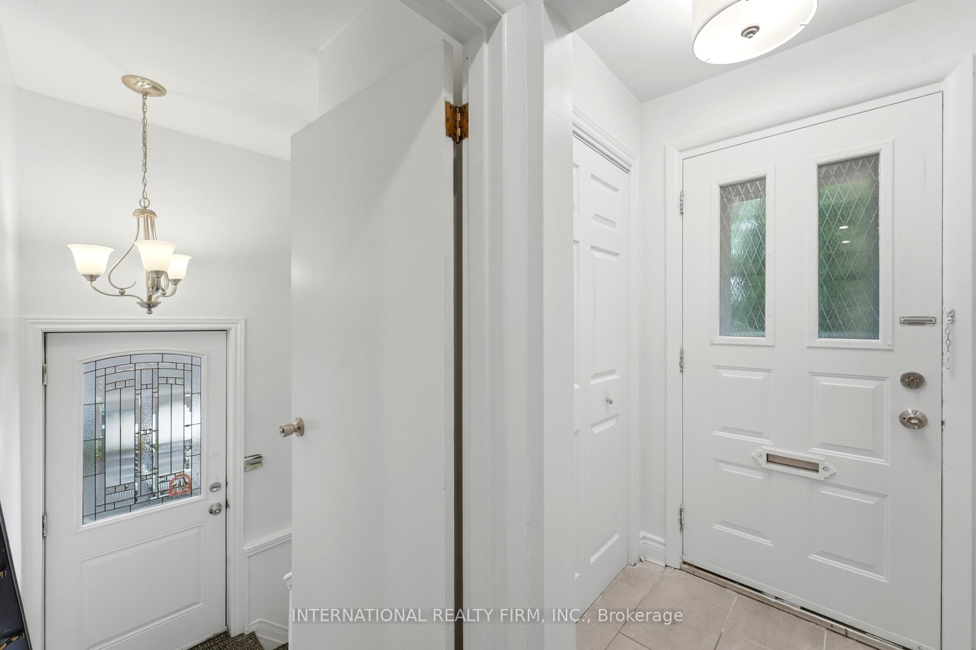 Photo 18 of 1213 Erindale Drive, Ottawa, Copeland Park — HOMEH