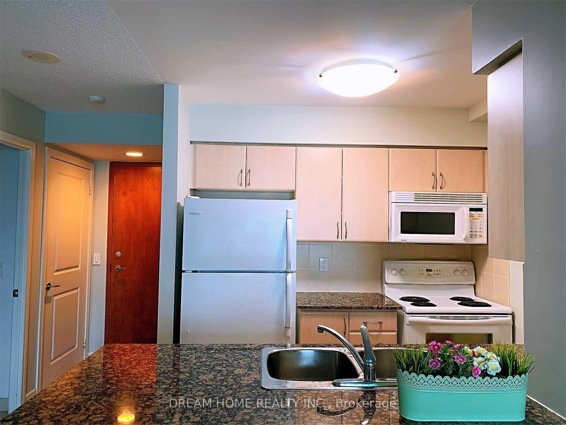 Photo 6 of Unit 1012, 35 Bales Avenue, North York, Willowdale East — HOMEH
