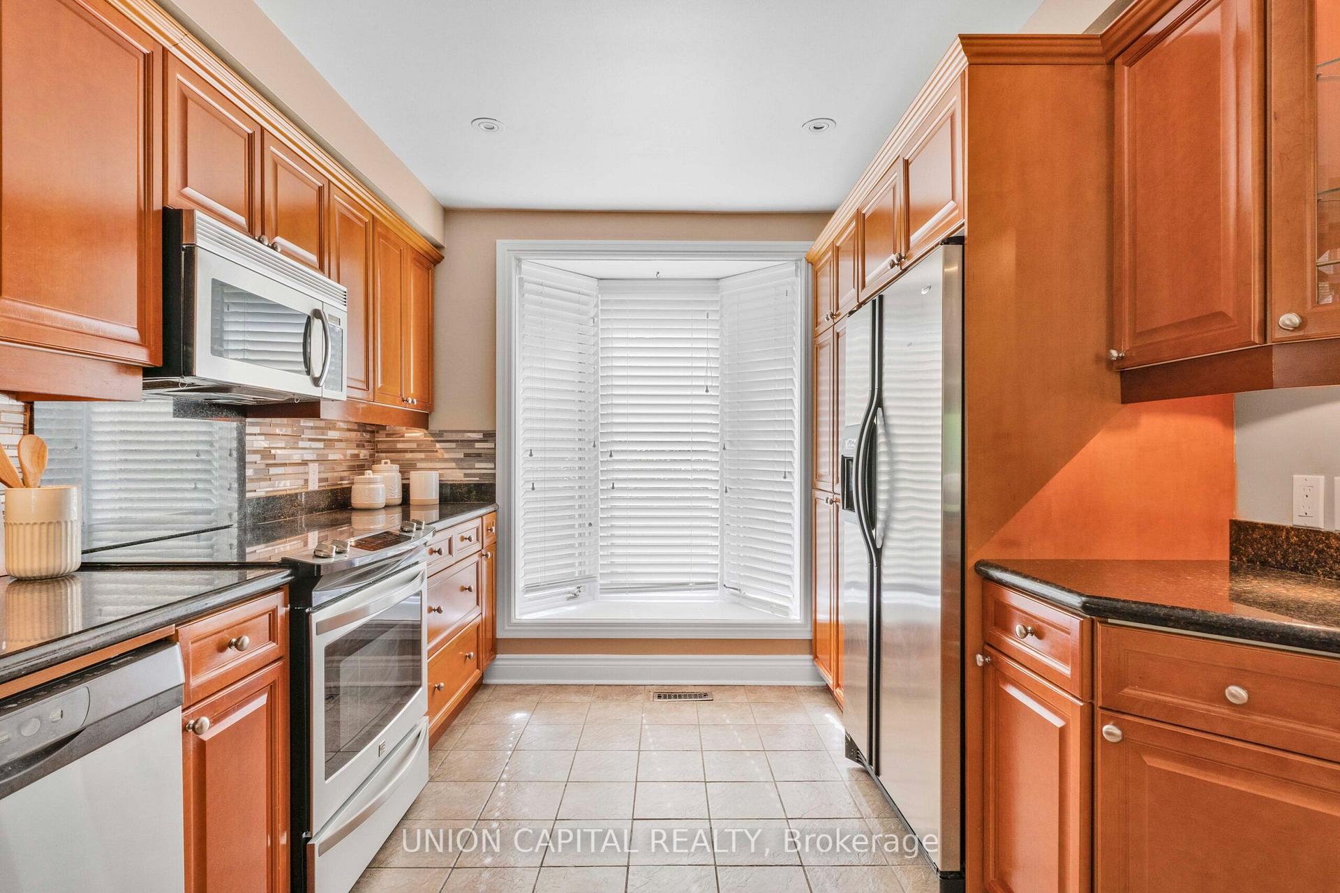 Photo 39 of 3 Campbell Court, Markham, Village Green-South Unionville — HOMEH