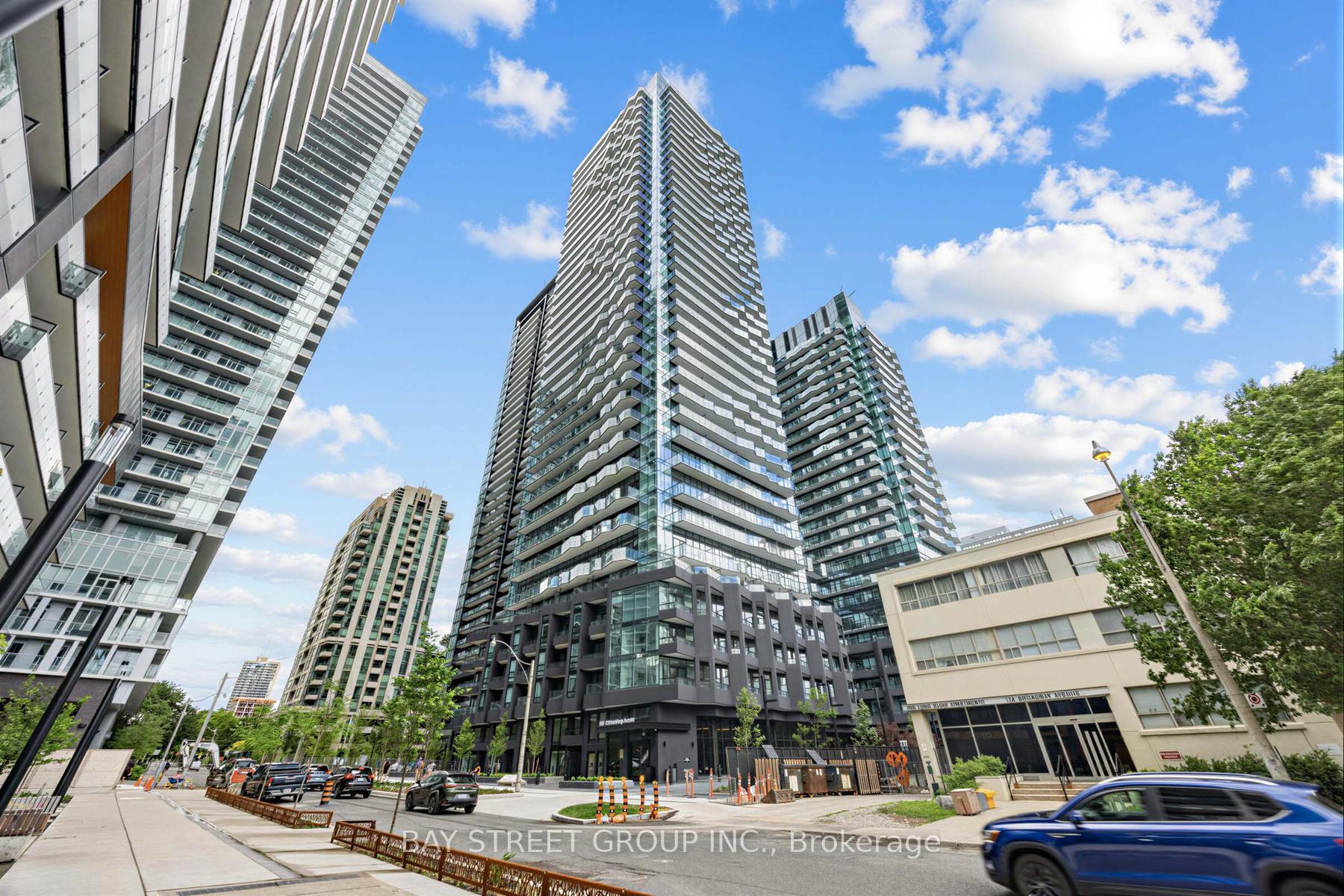 Photo 1 of Unit 1602, 110 Broadway Avenue, Toronto, Mount Pleasant West — HOMEH