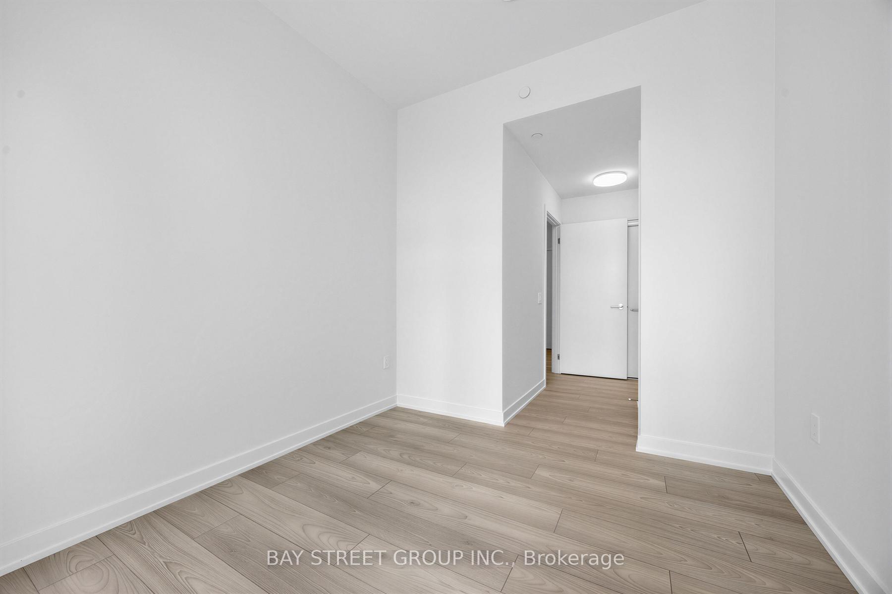 Photo 13 of Unit 1602, 110 Broadway Avenue, Toronto, Mount Pleasant West — HOMEH